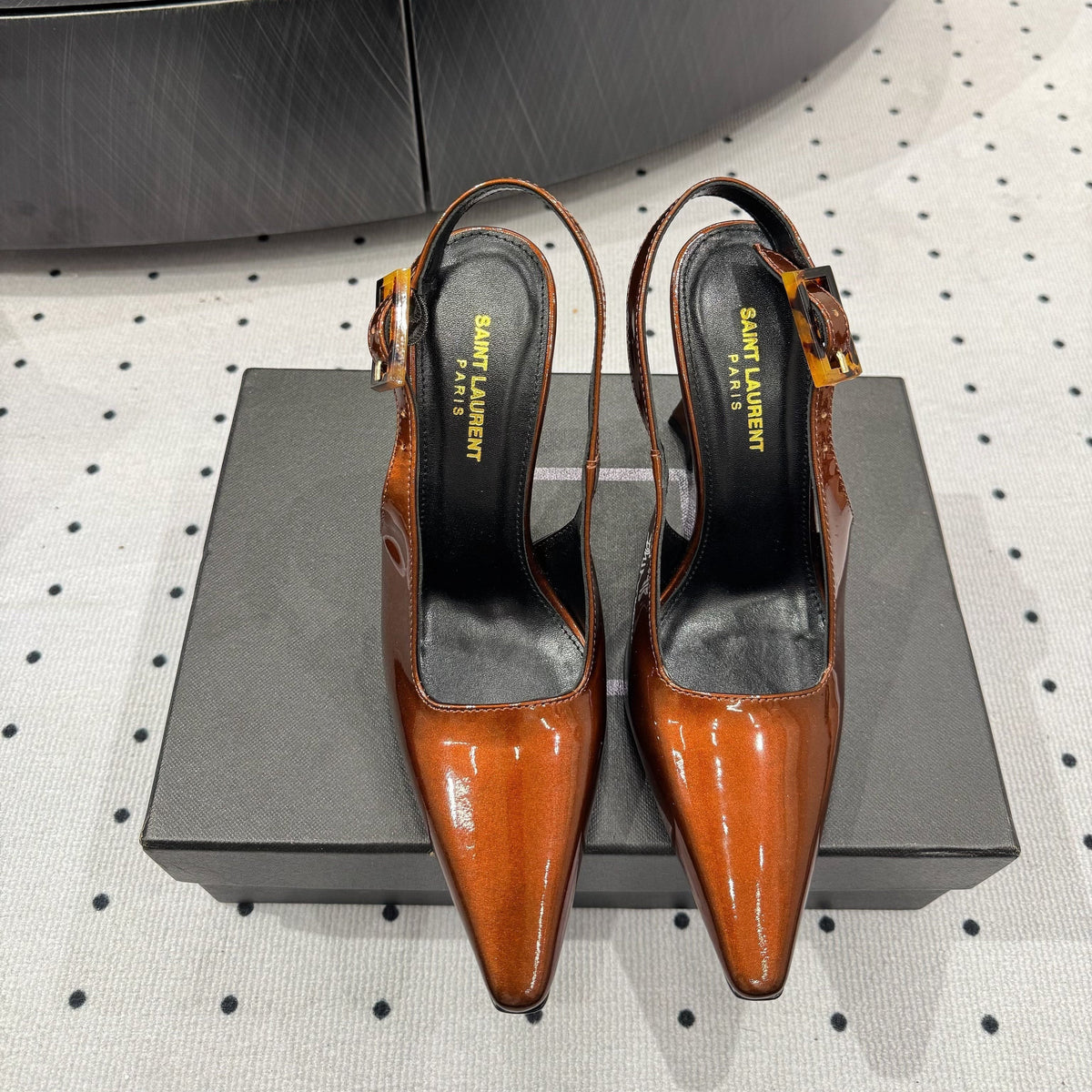 YSL 26s Slingback Heels 10.5cm Dark Orange Glossy Calfskin With Buckle Closure