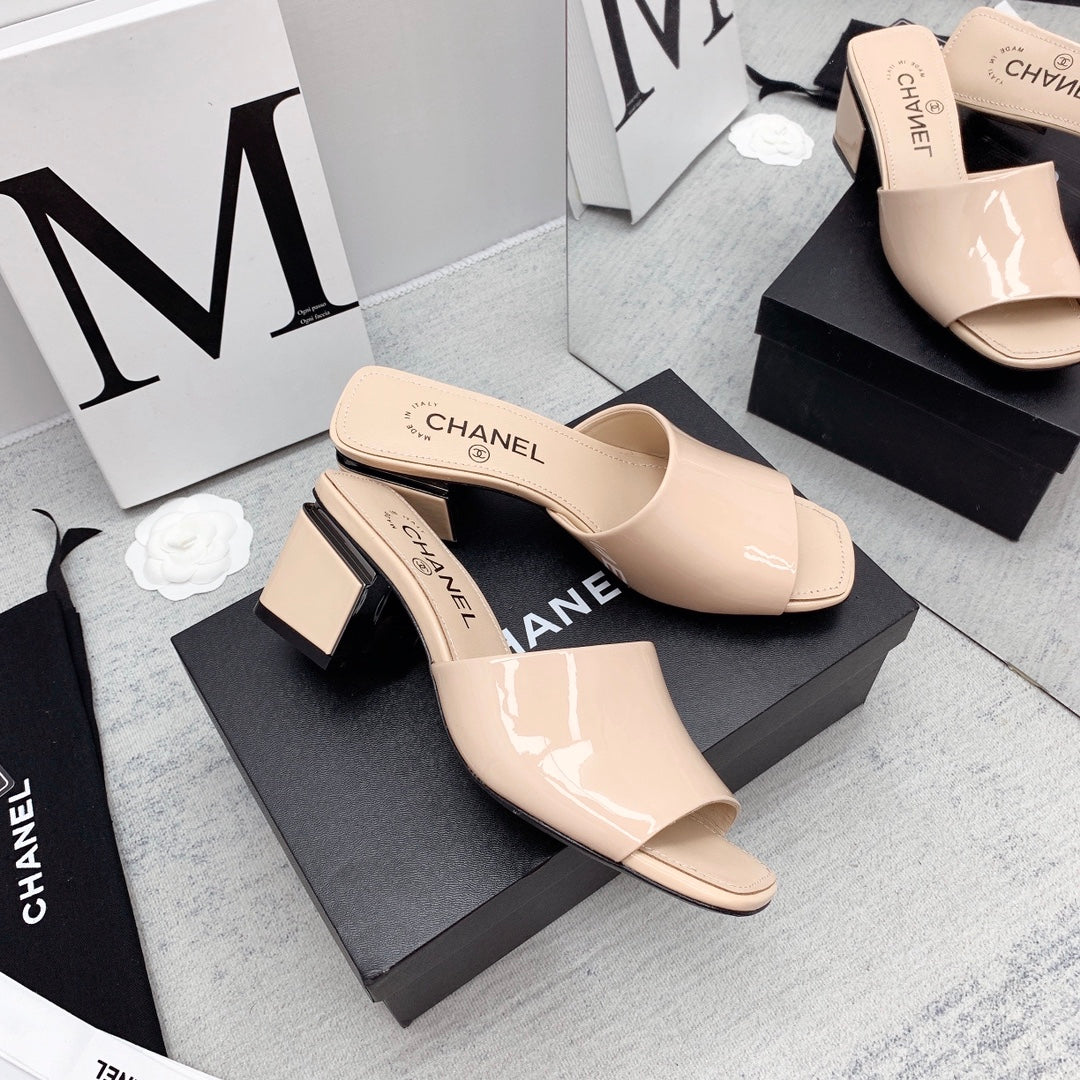CC 26s Mules Sandals Patent Leather 162898