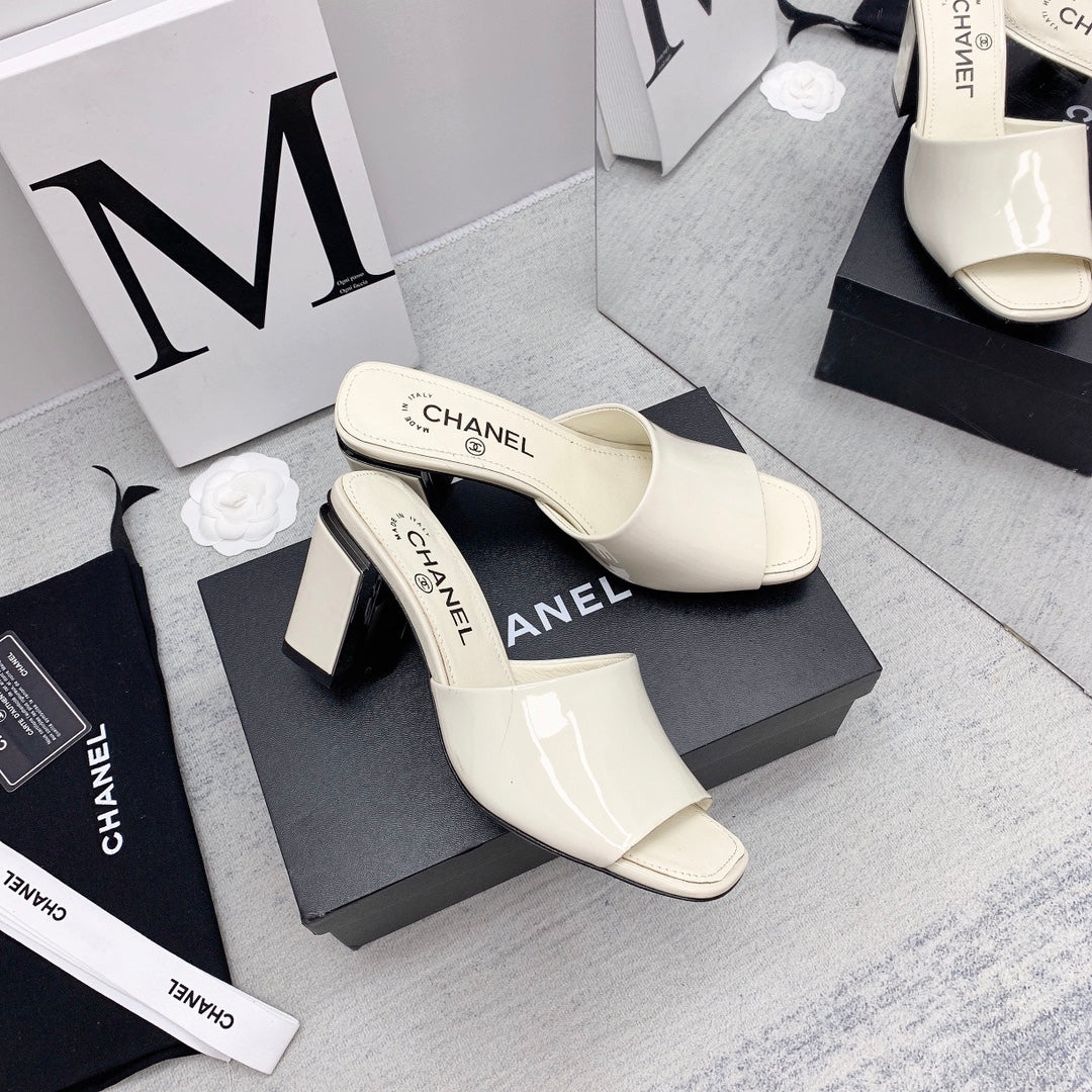 CC 26s Mules Sandals Patent Leather 162898