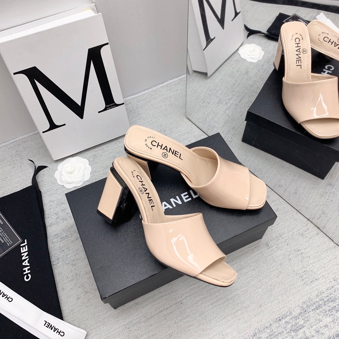 CC 26s Mules Sandals Patent Leather 162898