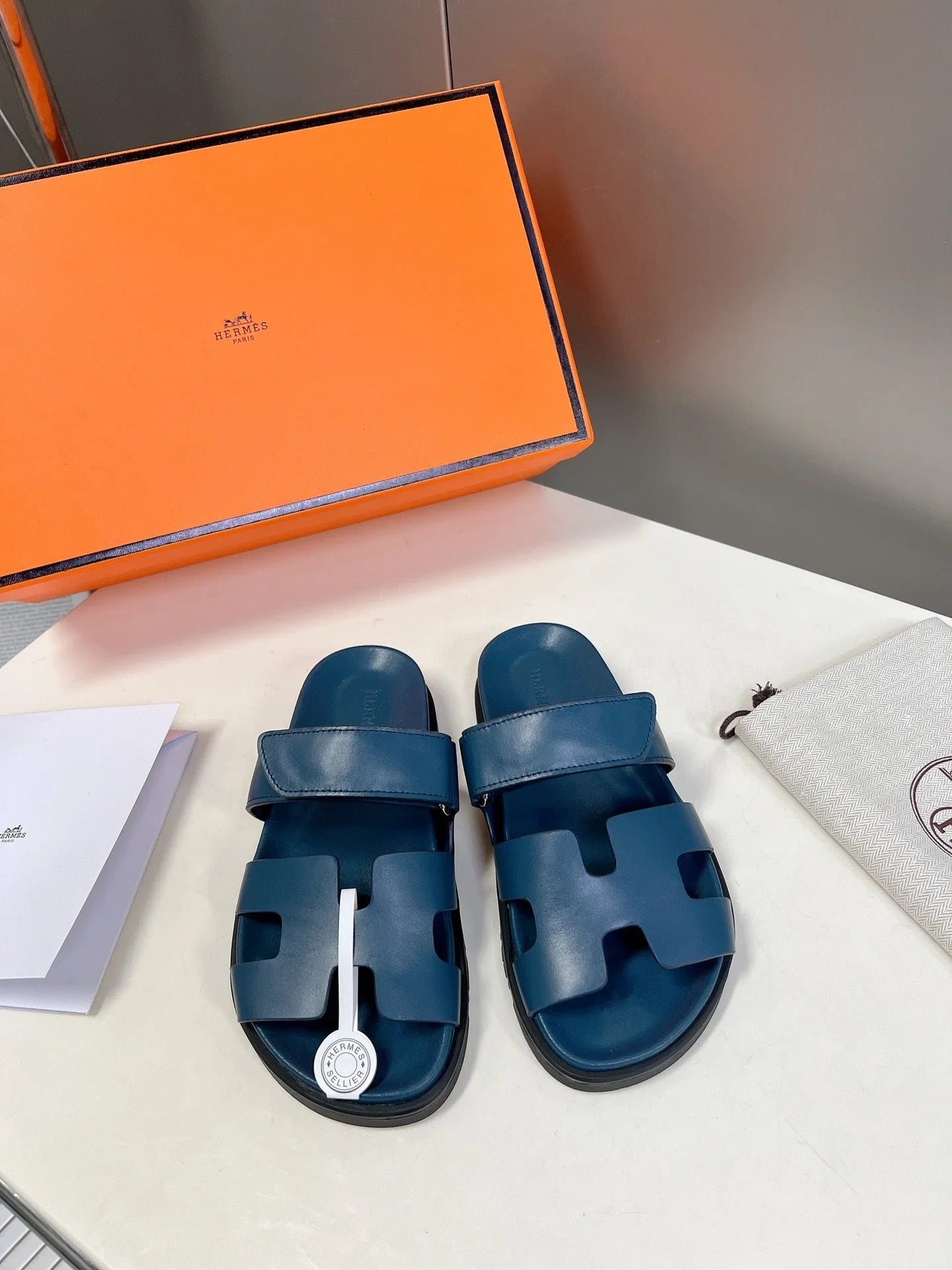 Hermes 2026 Chypre Sandal Calfskin 664459