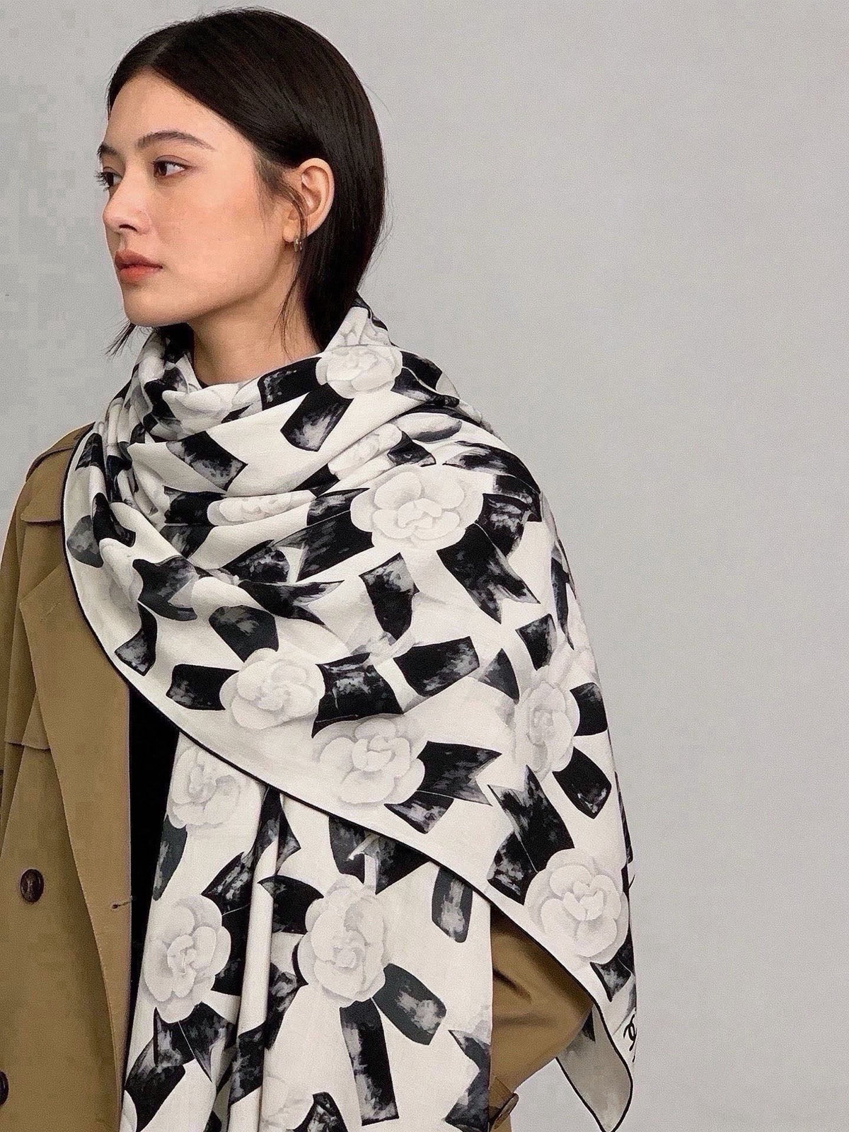 Chanel 2026 Camellia Flower Scarf 140cm Black White Silk And Cashmere 214943