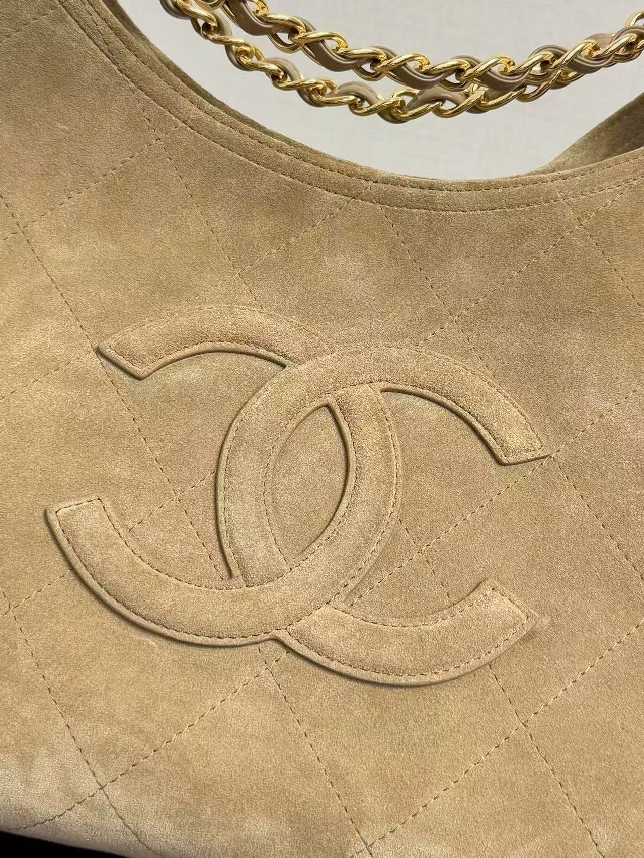 Chanel 2026 Quilted Neo Cabas Small Shopping Tote Bag 44cm Beige Suede