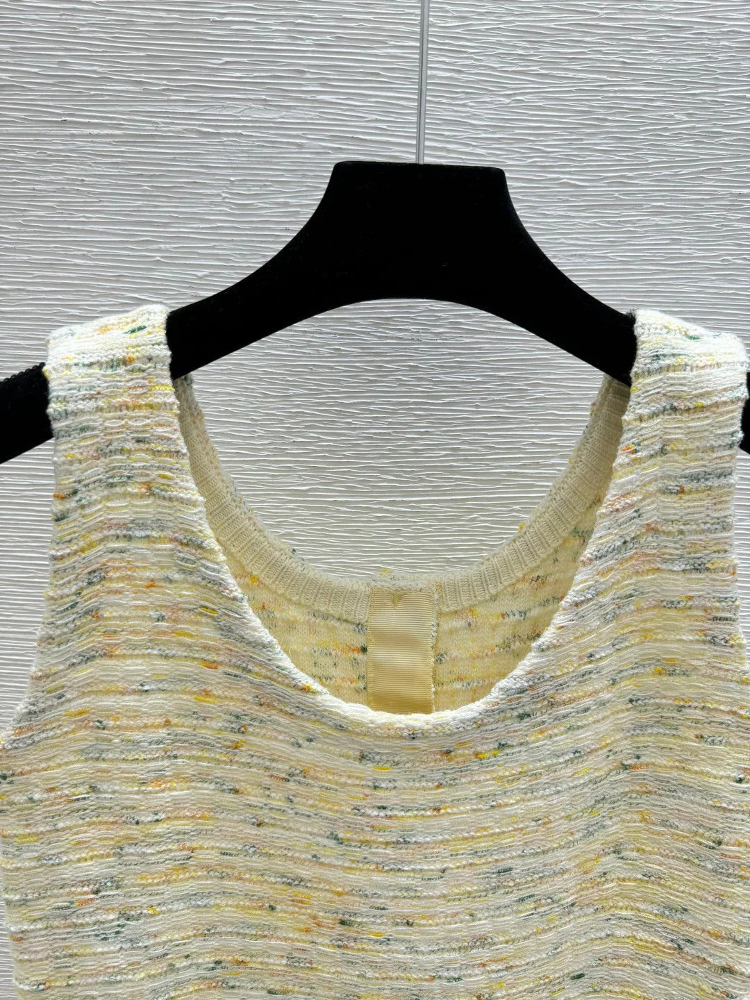 Chanel 2026 Vest Yellow Pink Cotton Wool 397715