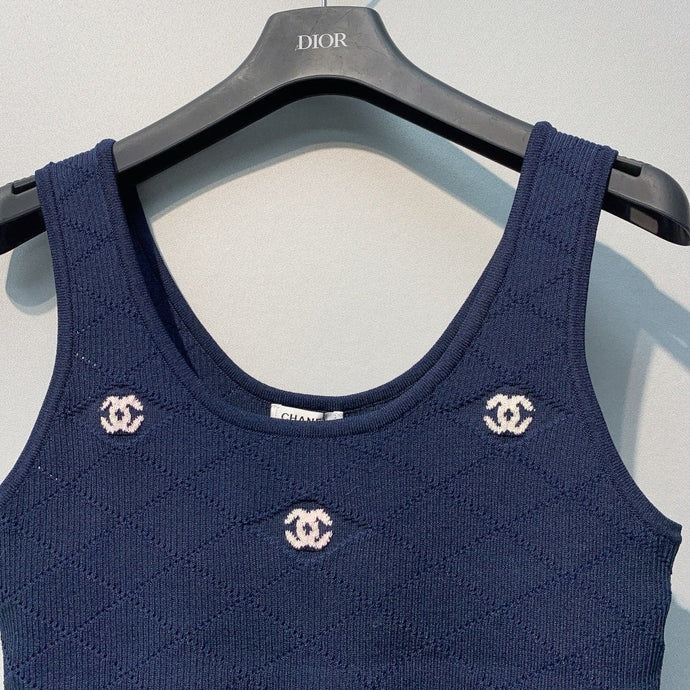 Chanel 2026 Quilted Knit Vest Wool Cashmere Tencel 316698