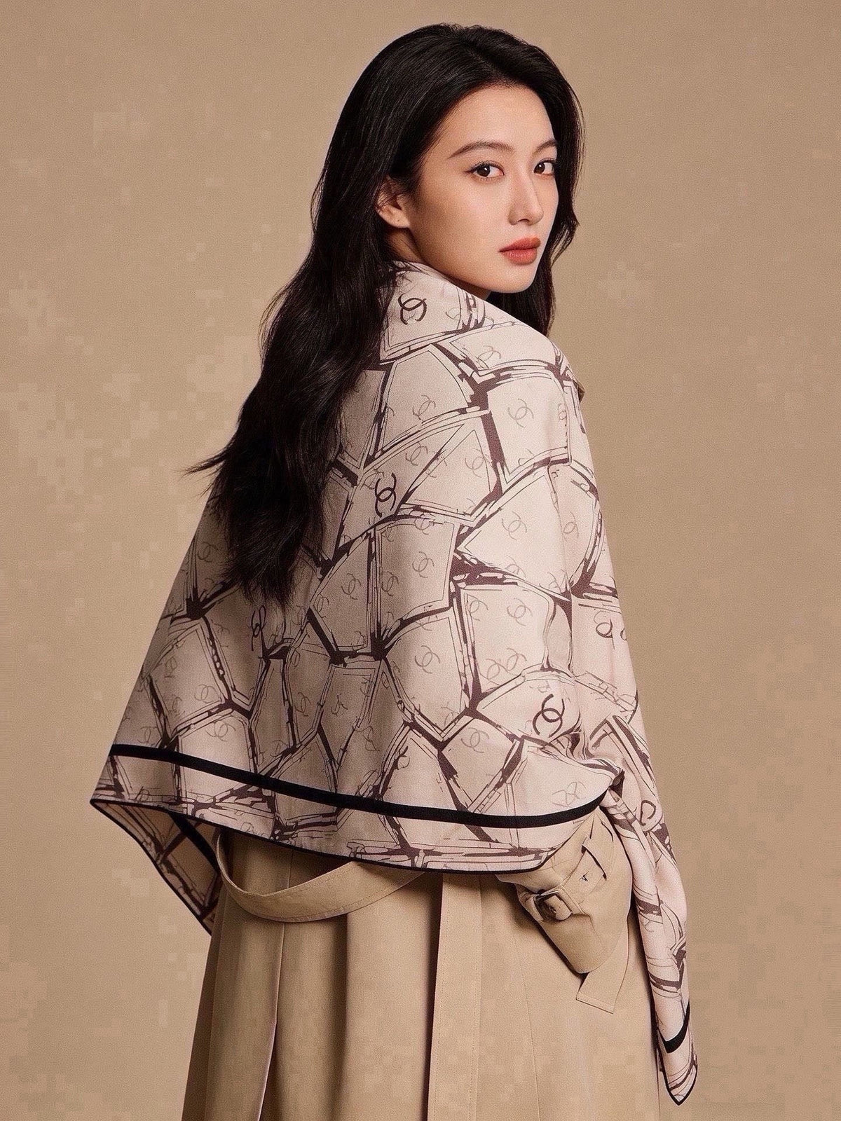 Chanel 2026 Geometric Scarf 135cm Black White Silk And Cashmere 214969