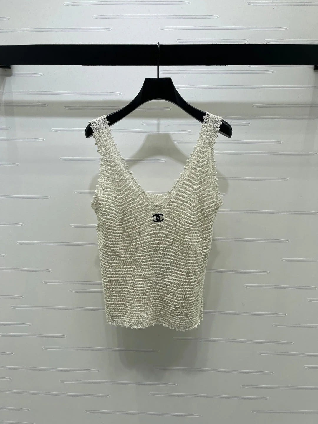 Chanel 2026 Hollow-out V-neck Vest Black and Beige Wool 408565