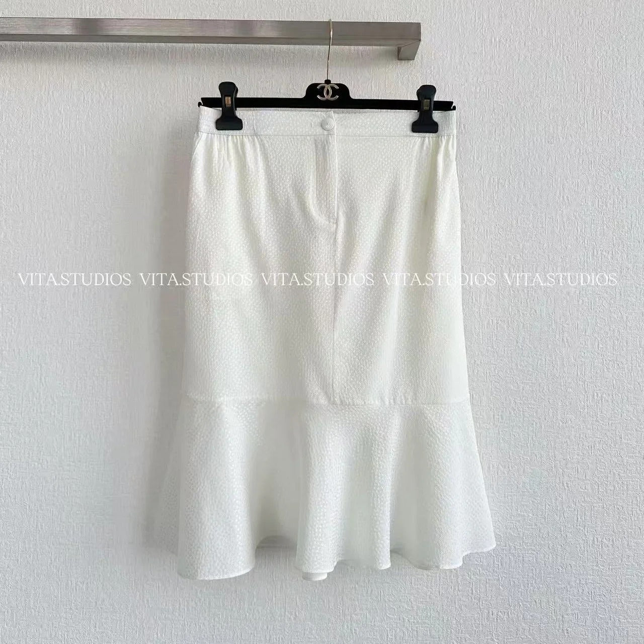 Chanel 26 Fishtail Skirt White in Silk 298864