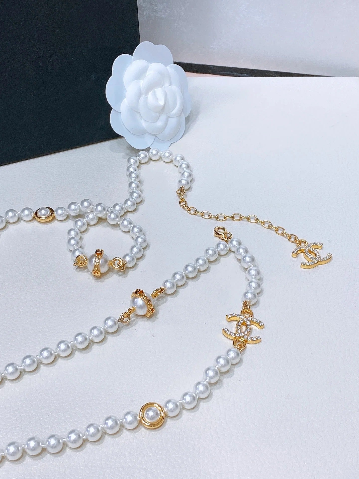 Chanel 2026 Pearl Double-Layer CC Chain Necklace Belt