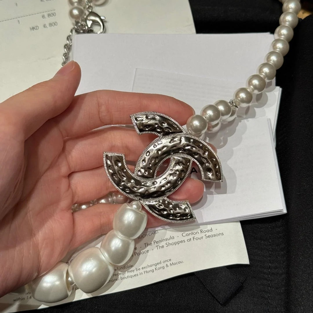 Chanel 2026 Pearl Double-Layer CC Pendant Necklace Belt