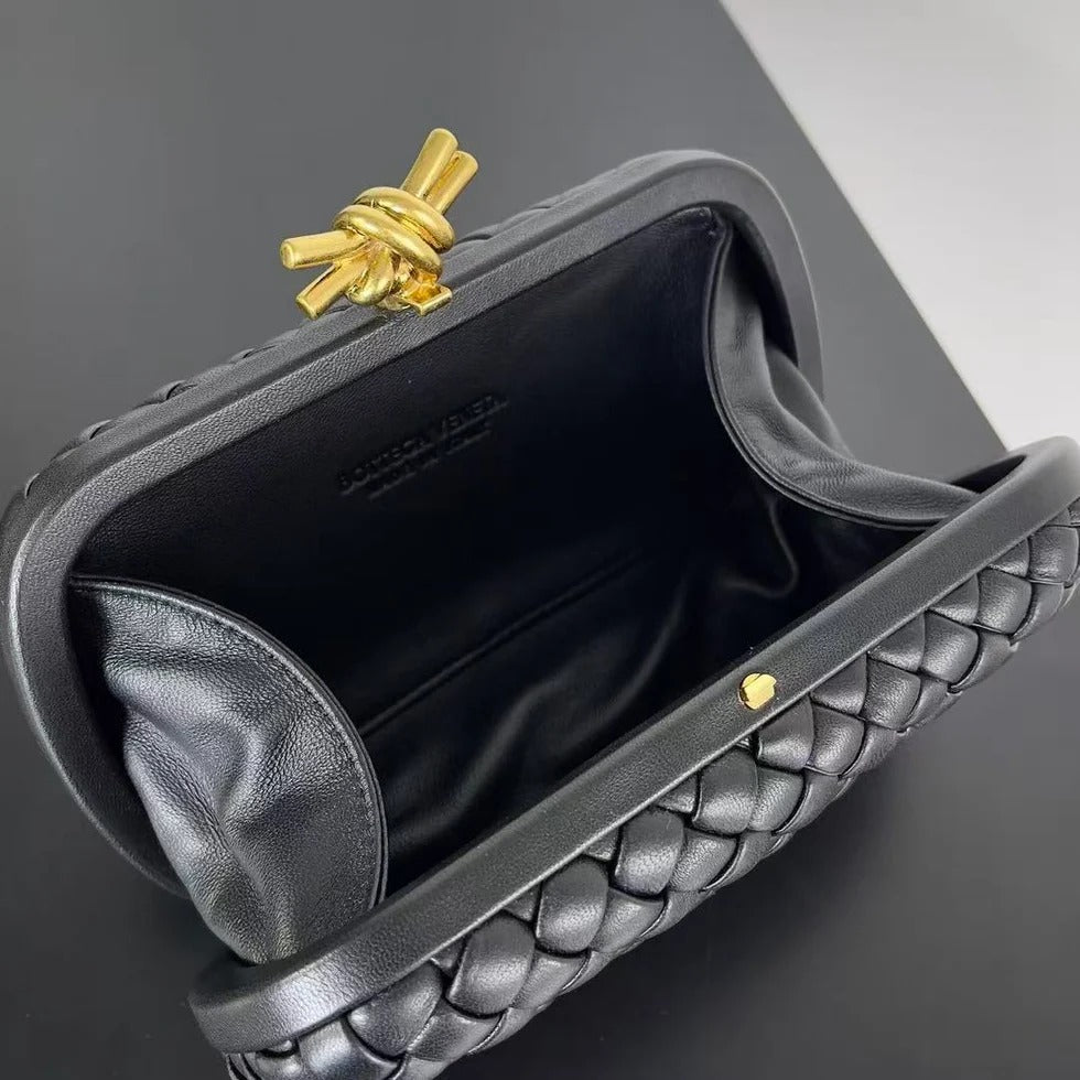 Bottega Veneta 2026 Knot Clutch 20cm Black Lambskin
