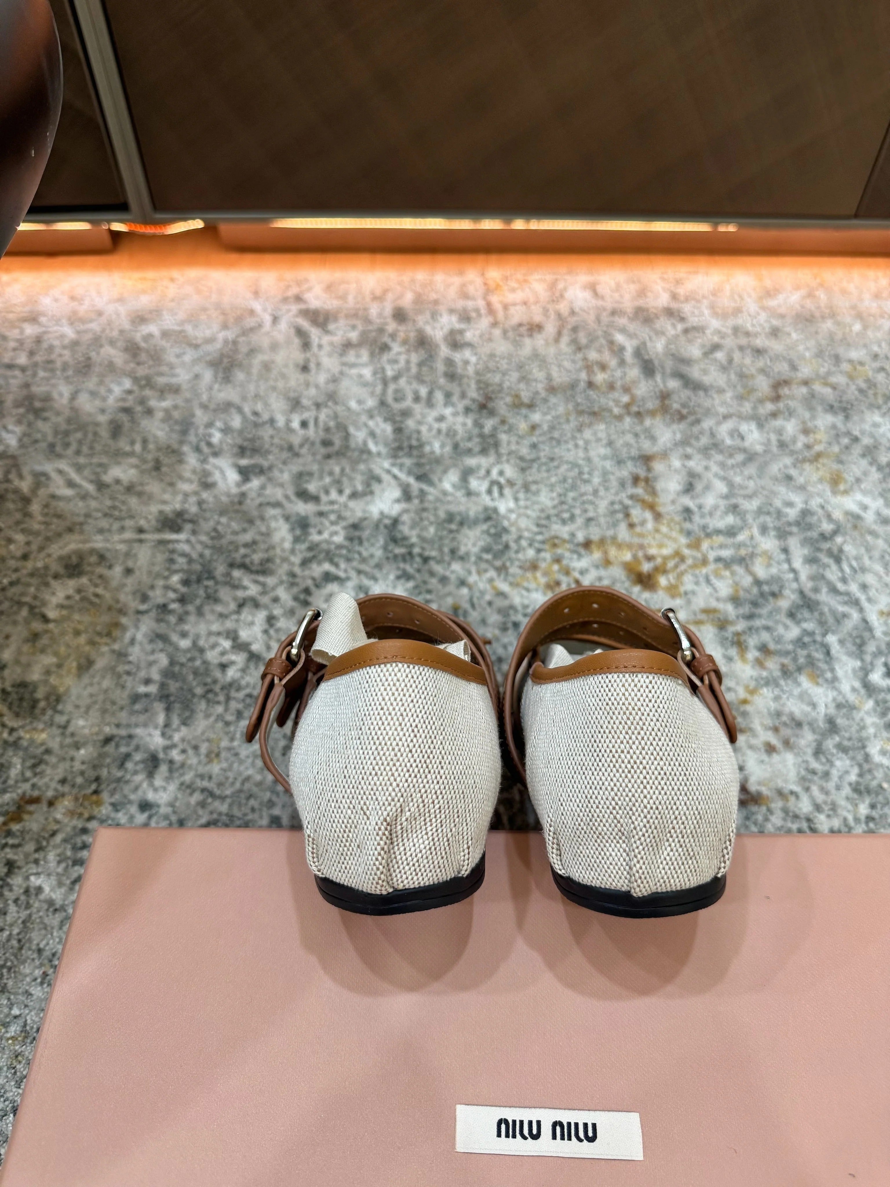 Miumiu 26ss Ballet Flat Ivory Camel Canvas Cowhide 709811