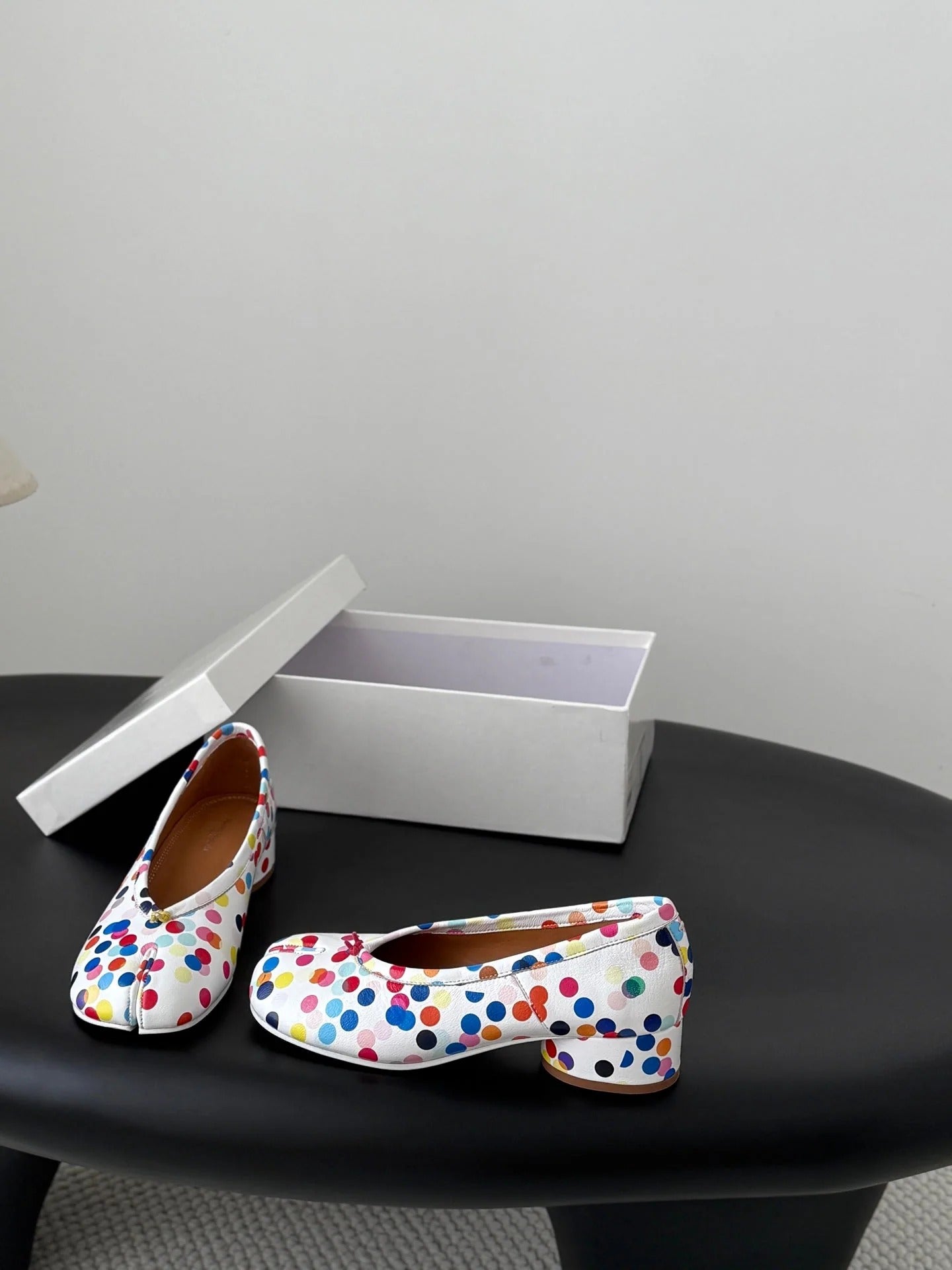 Maison Margiela 2026 Tabi Ballet Flats White Mix Colors Sheepskin 915401
