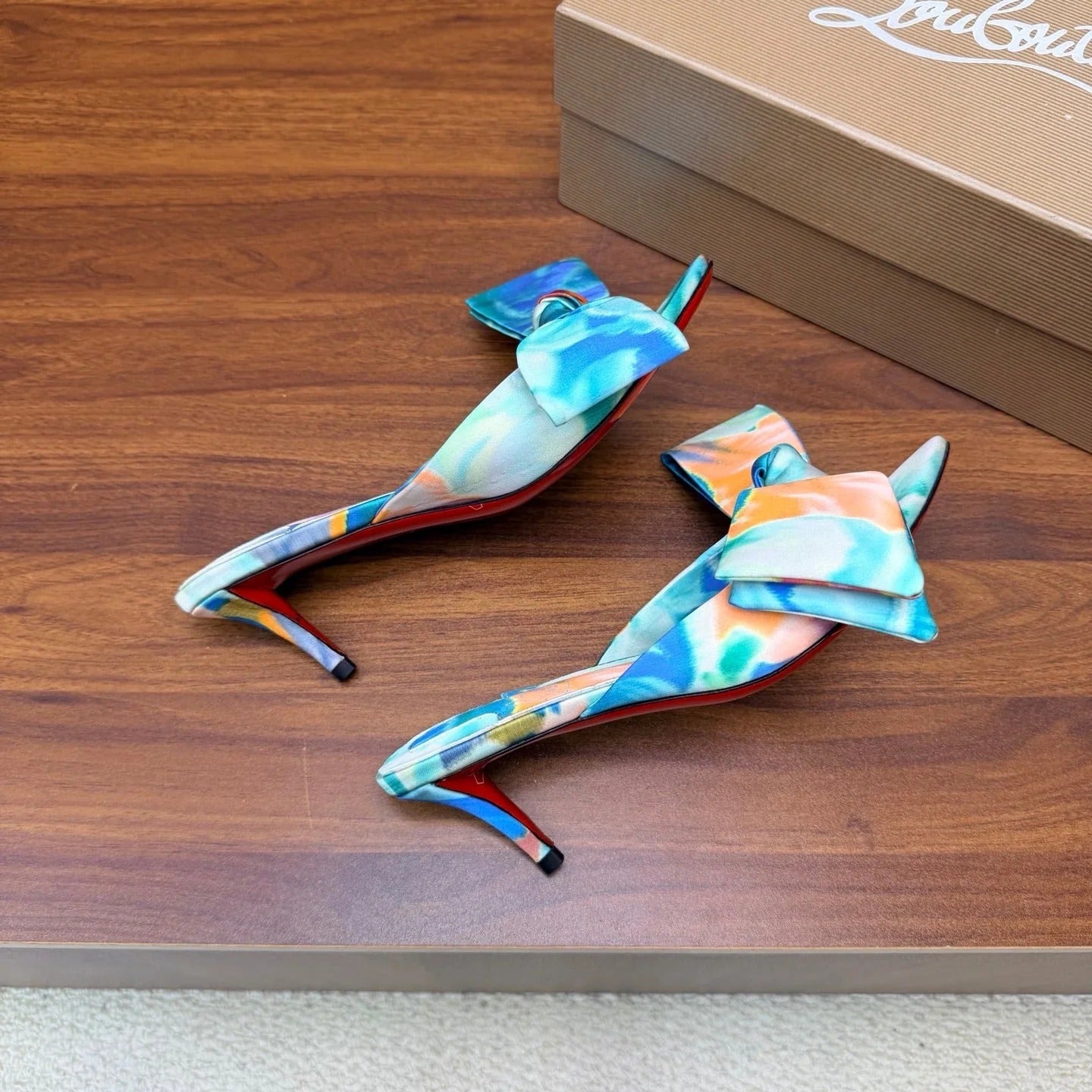 CL 2026 Mulazee Bow Floral Sandal 870865