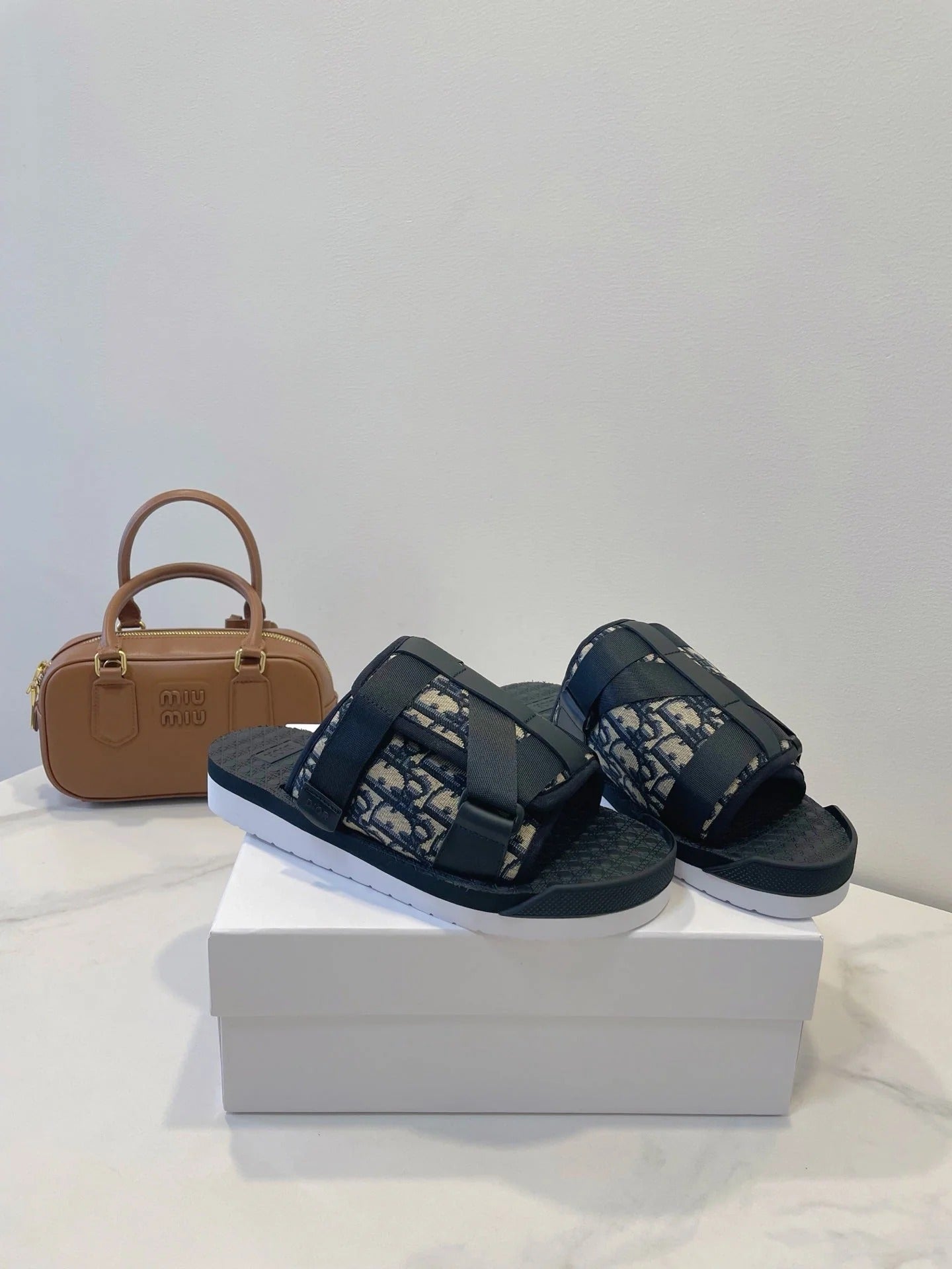 Dior 2026 Embroidered Sandals 30mm Fabric Rubber 890803