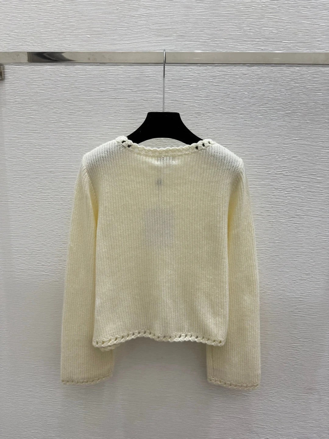 Chanel 2026 Round Neck Knitted Long Sleeve Cardigan Wool 259298