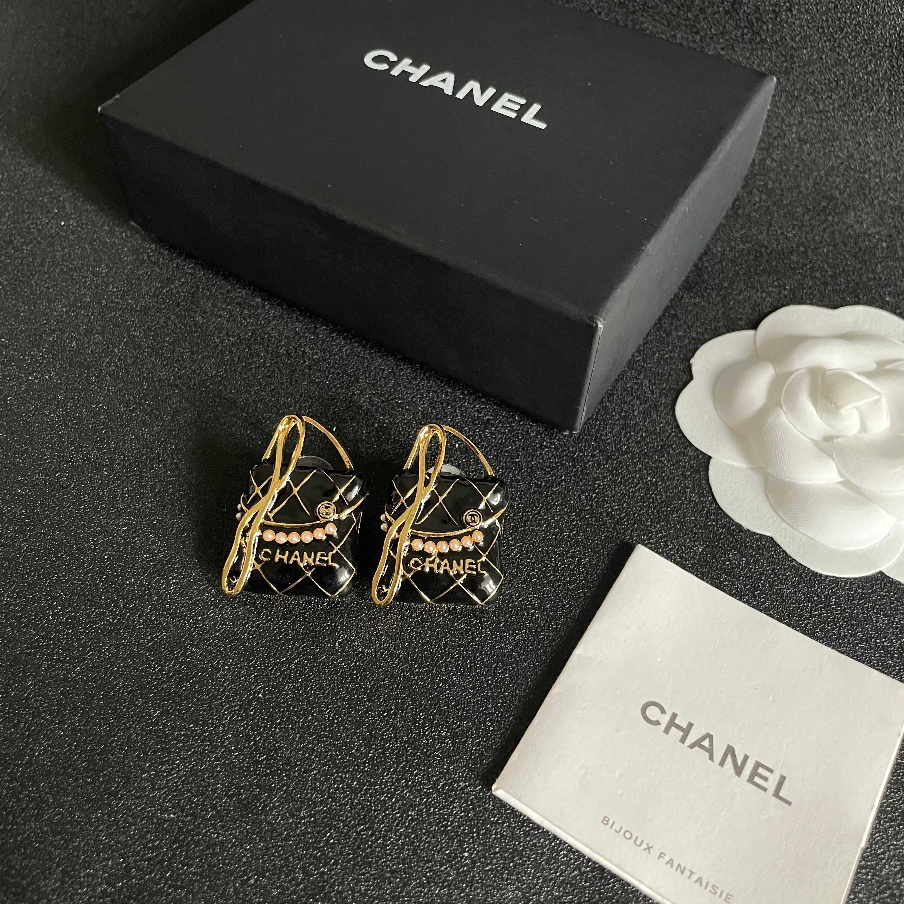 CC Vintage Double C Bag Black Gold Earrings