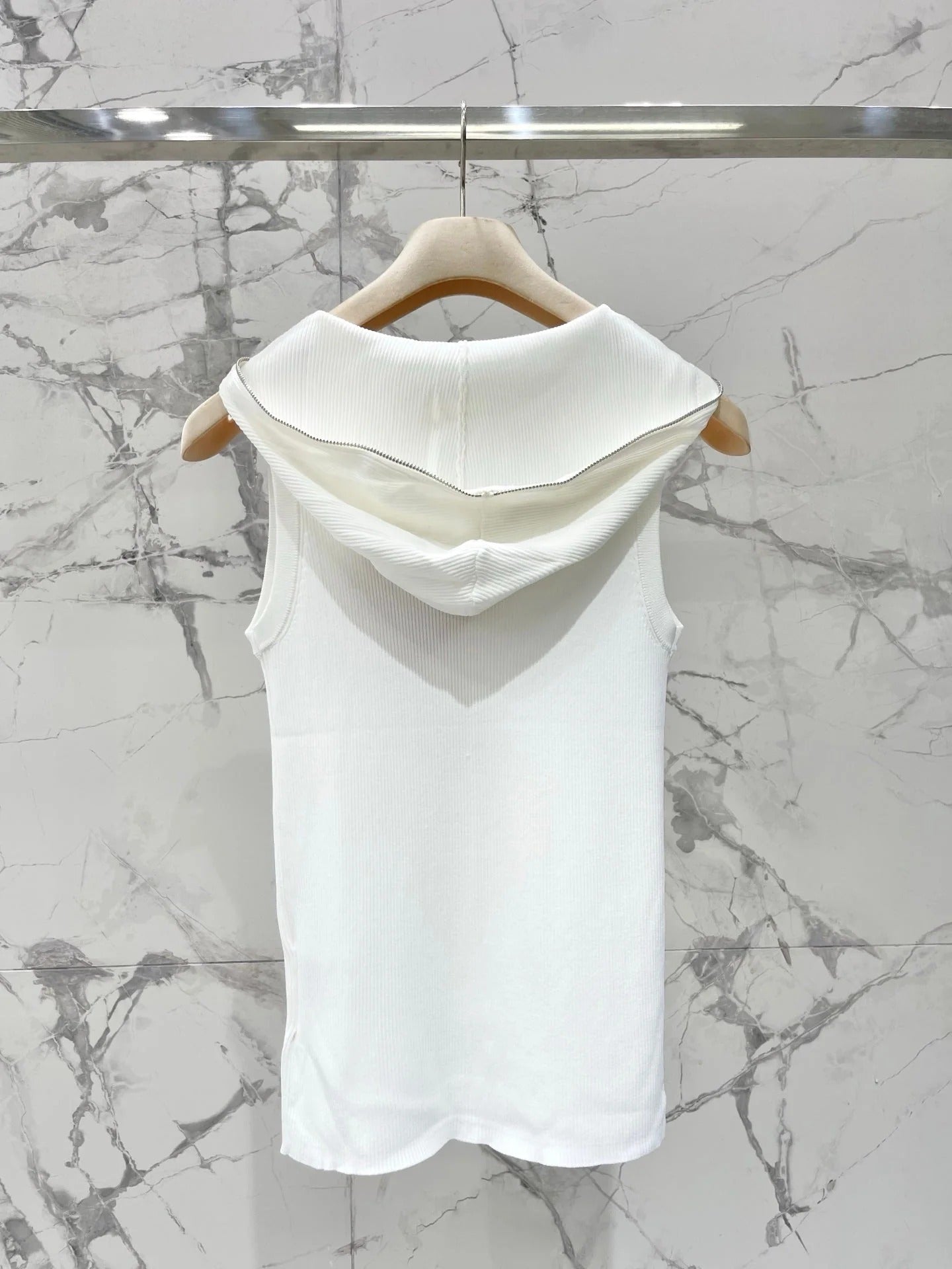 MiuMiu 2026 Hooded Zipper Tank Top Tencel 636581