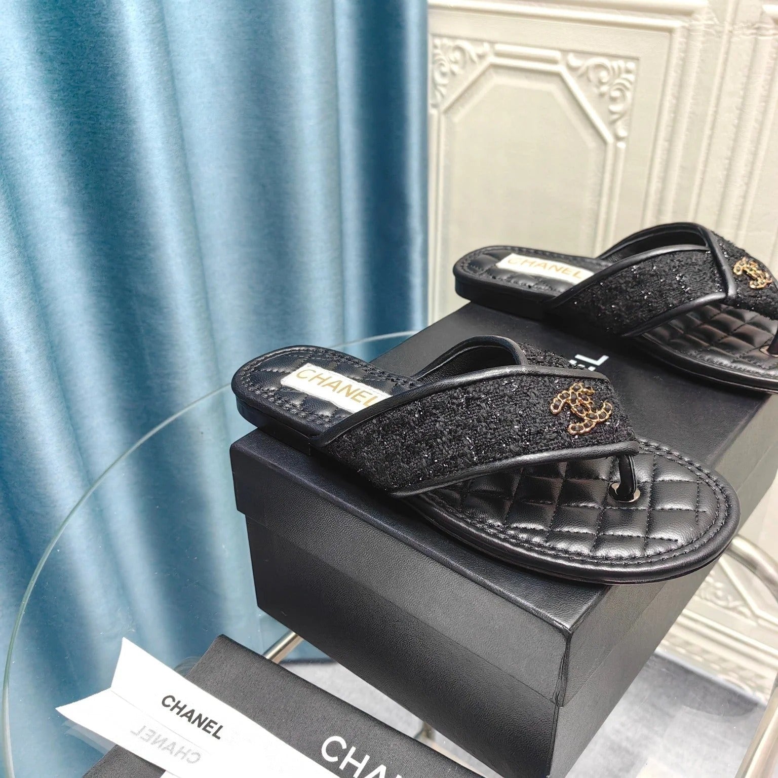 Chanel 26P Flip-Flops Black in Woven 712310