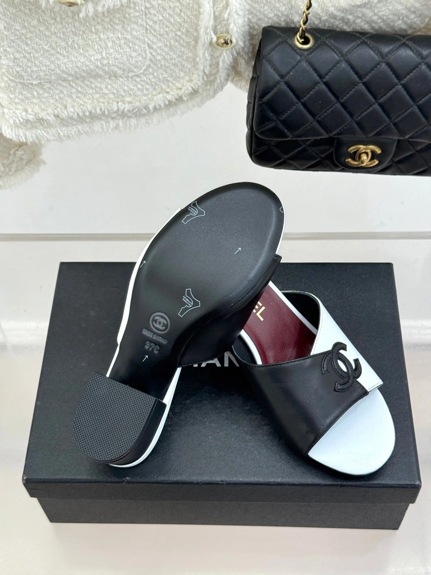 CC 26S Double C Patchwork Sandal 50 White Black in Cowhide 706376