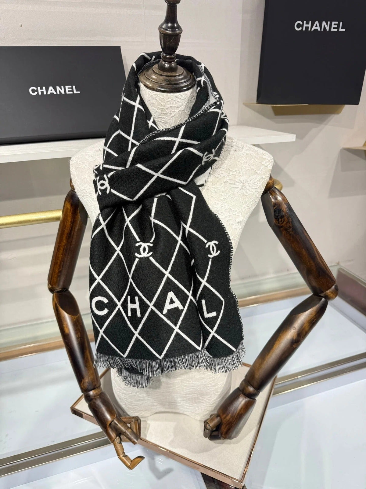Chanel 2026 Quilted Scarf 190cm Cashmere 217120