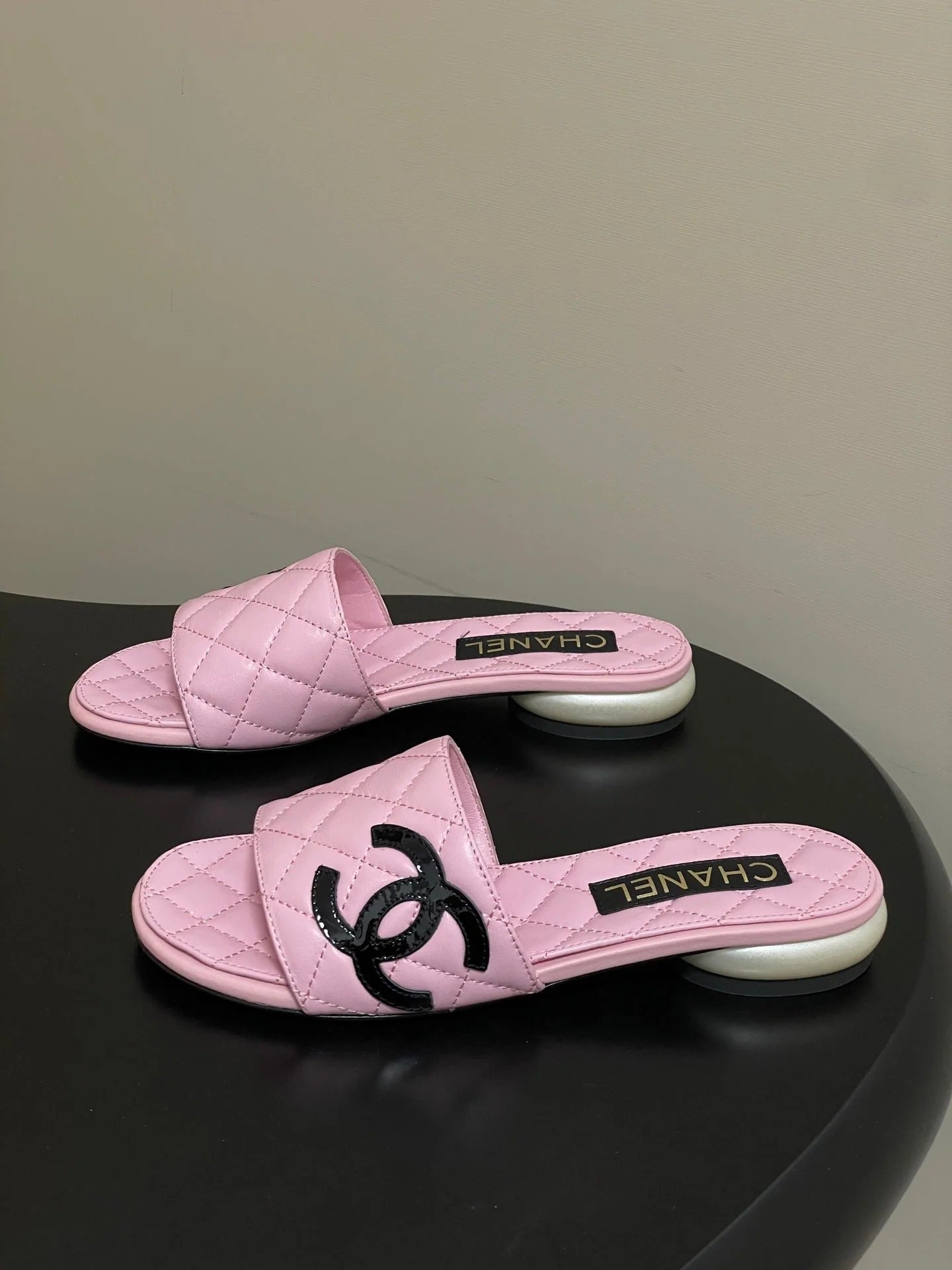 CC 2026 Pearl Flat Sandals Lambskin Double C Logo