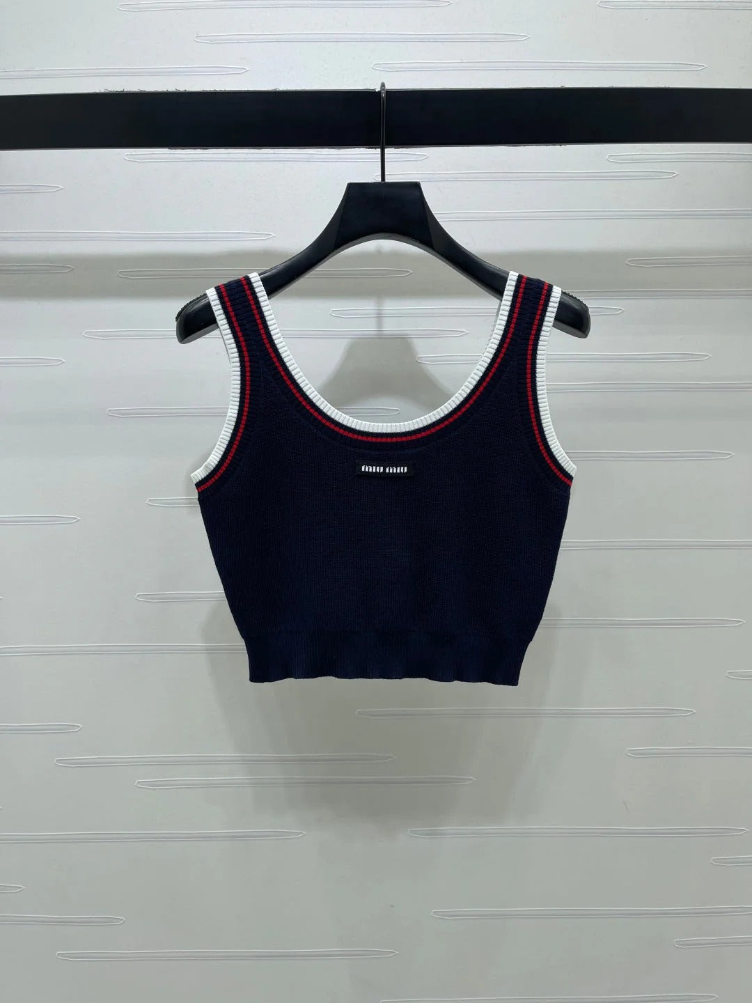Miumiu 2026 Color-blocked Striped Cropped Knit Vest Tencel 246239