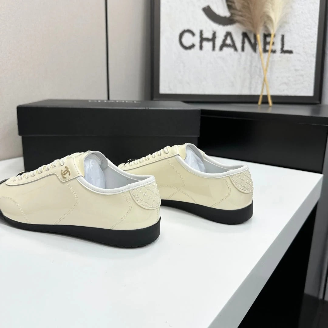 Chanel 2026 Sneakers Calfskin 926249