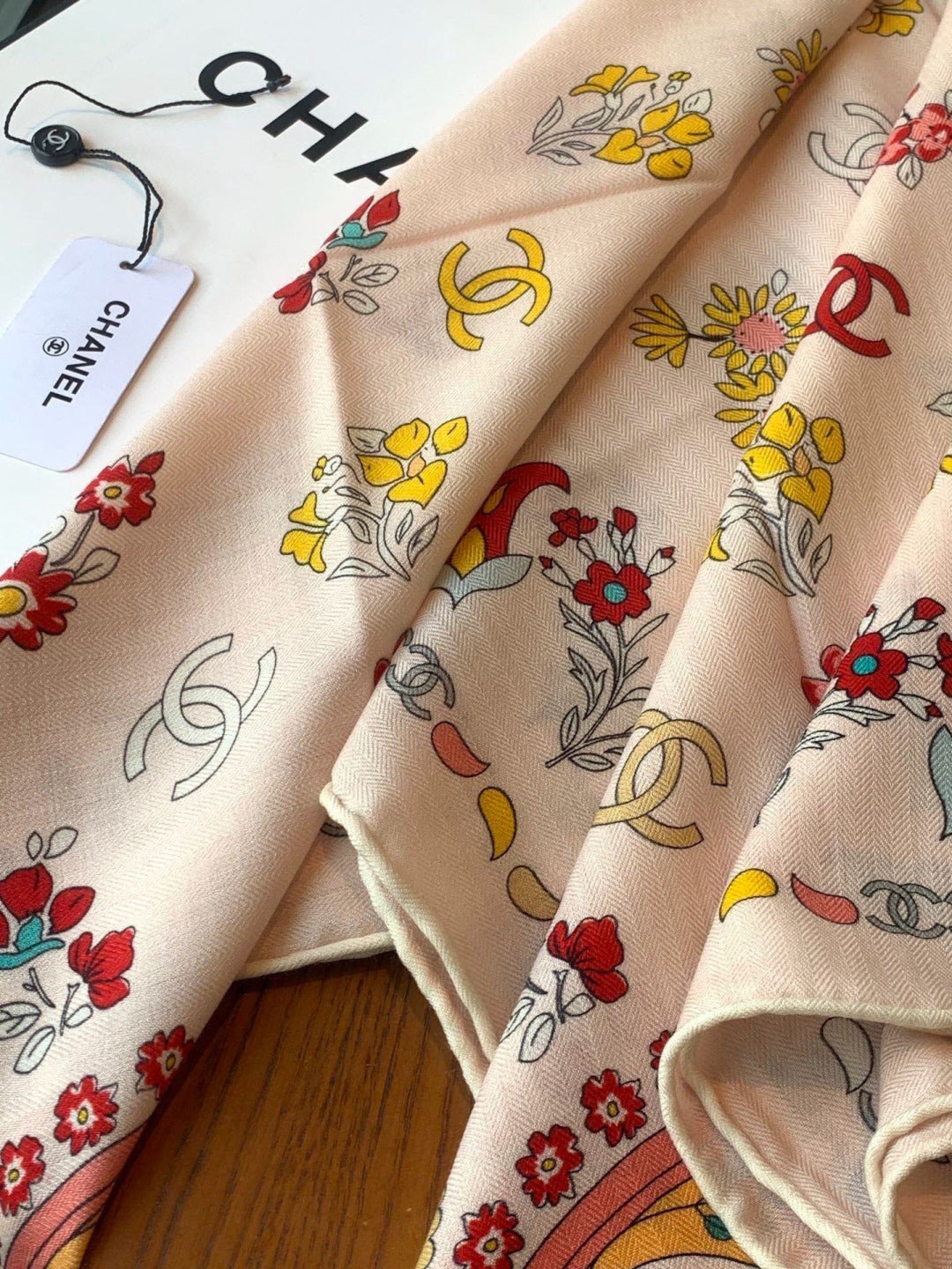 Chanel 26s Scarf 140 In Cashmere Silk 306129