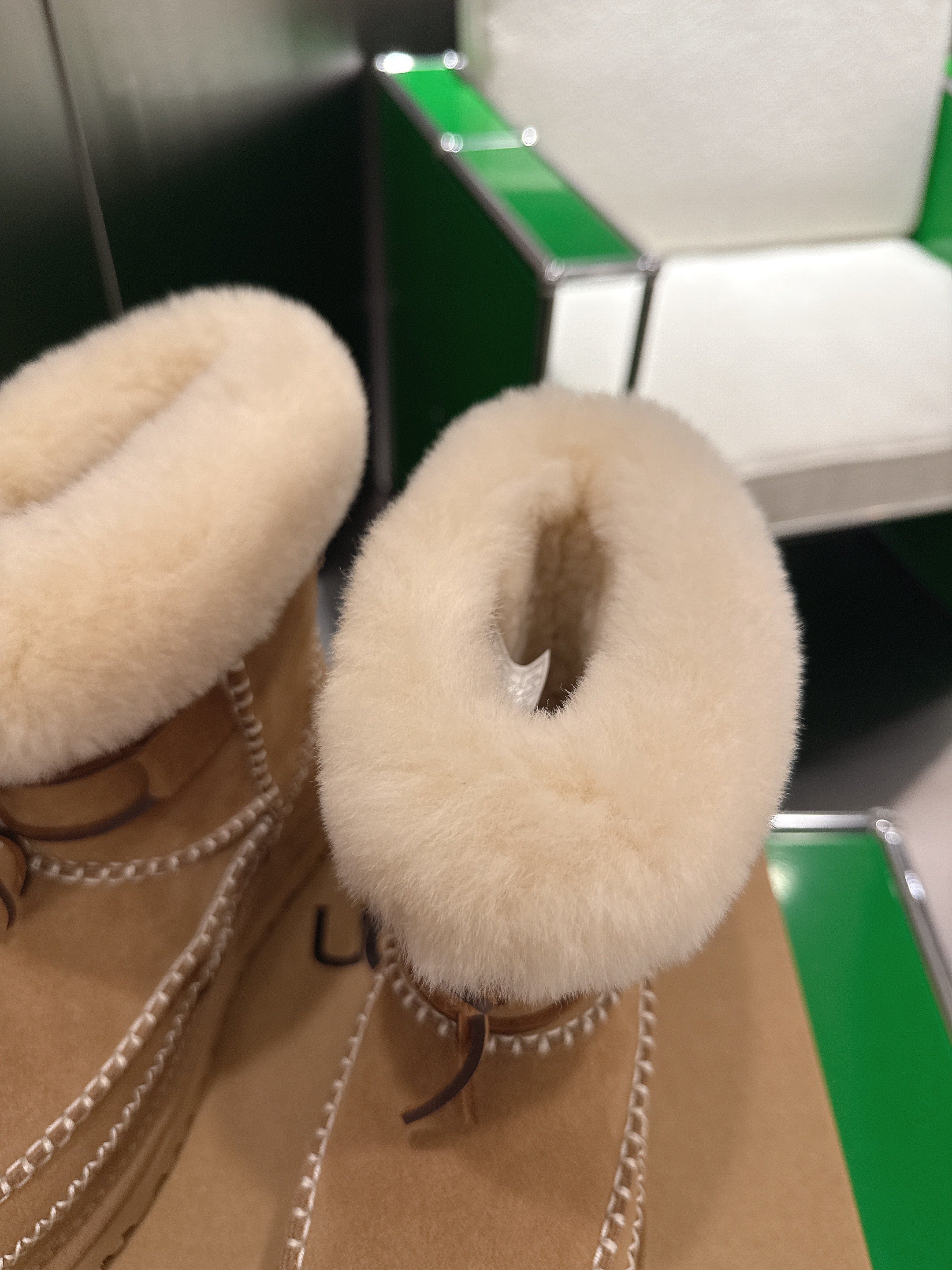 UGG Classic Ultra Mini Alpine Caramel Boots Brown White Wool Suede 507683
