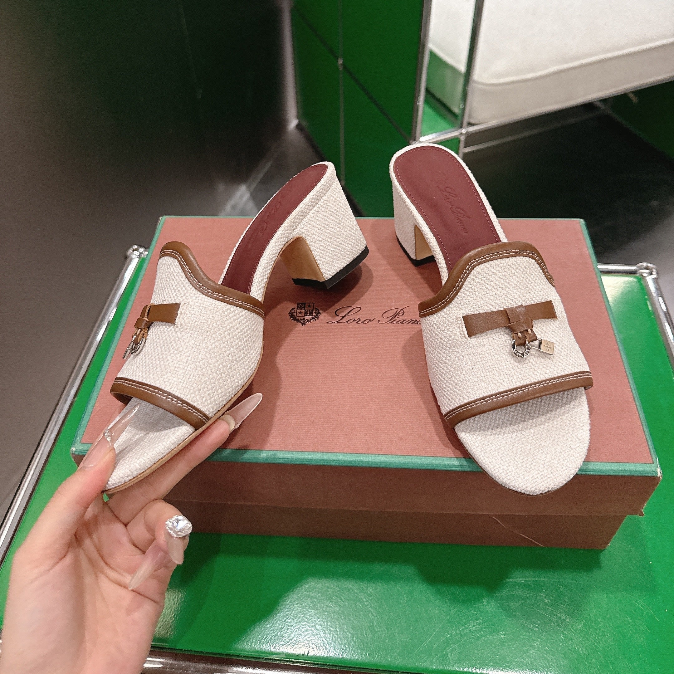 LP Summer Charm Mule 5.5cm Beige Sheep Fabric 632138