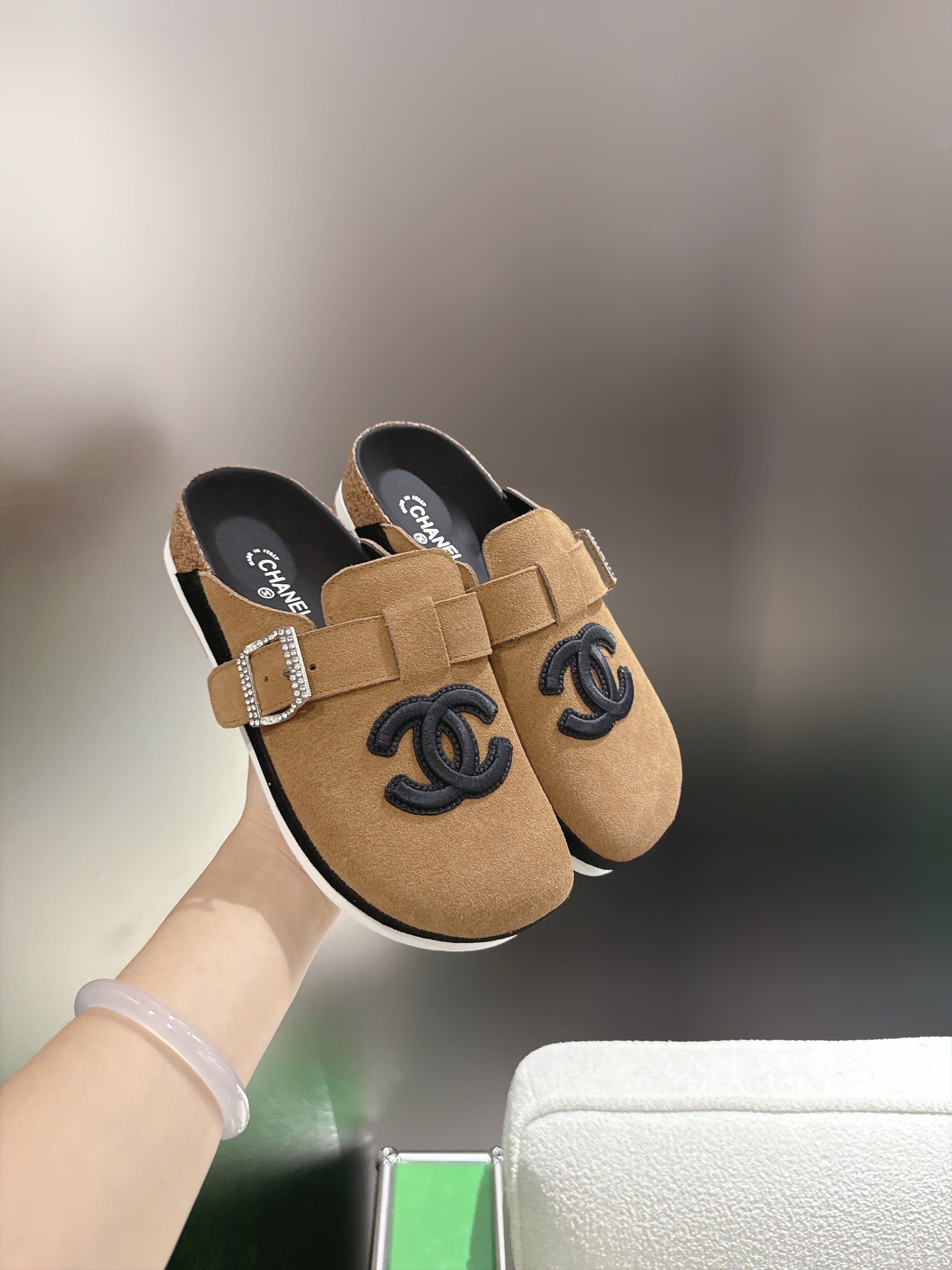 CC Logo Slip-On Mules Brown Suede 960362