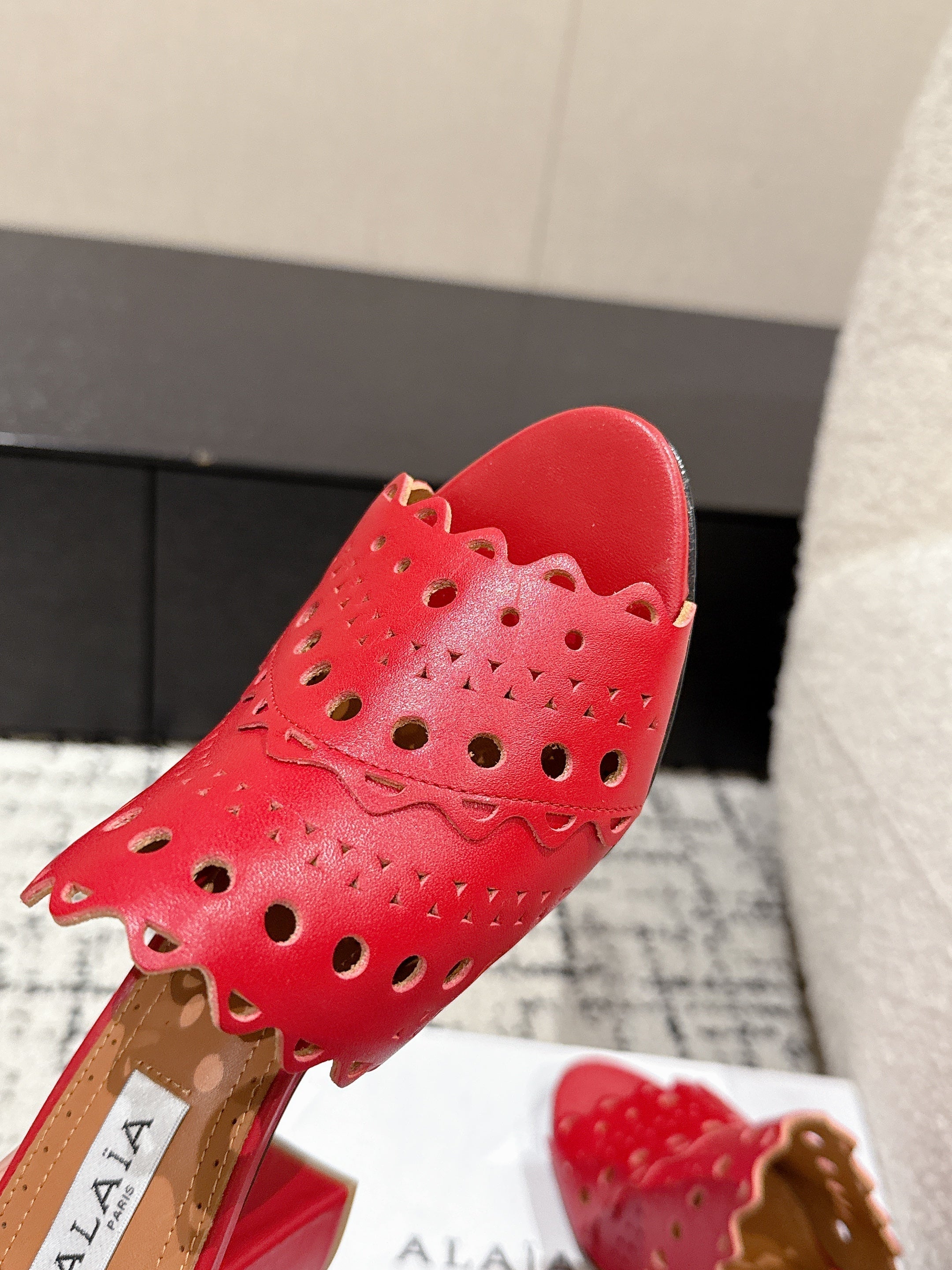 Alaia Vienne Mule Heeled Sandals 70mm Red Leather 232505