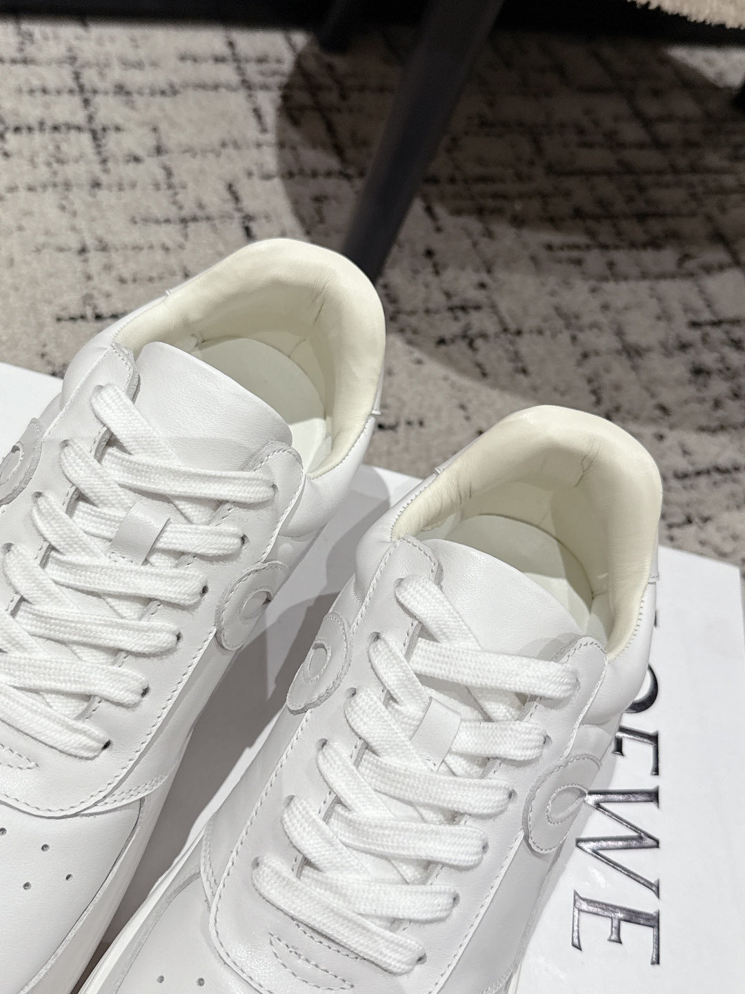 Loewe Jambo  Sneaker White Calfskin 500414