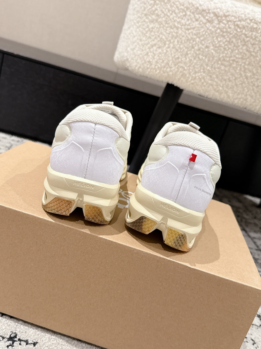 Loewe Ballet Runner 2.0 Sneaker Cream Mesh 500513