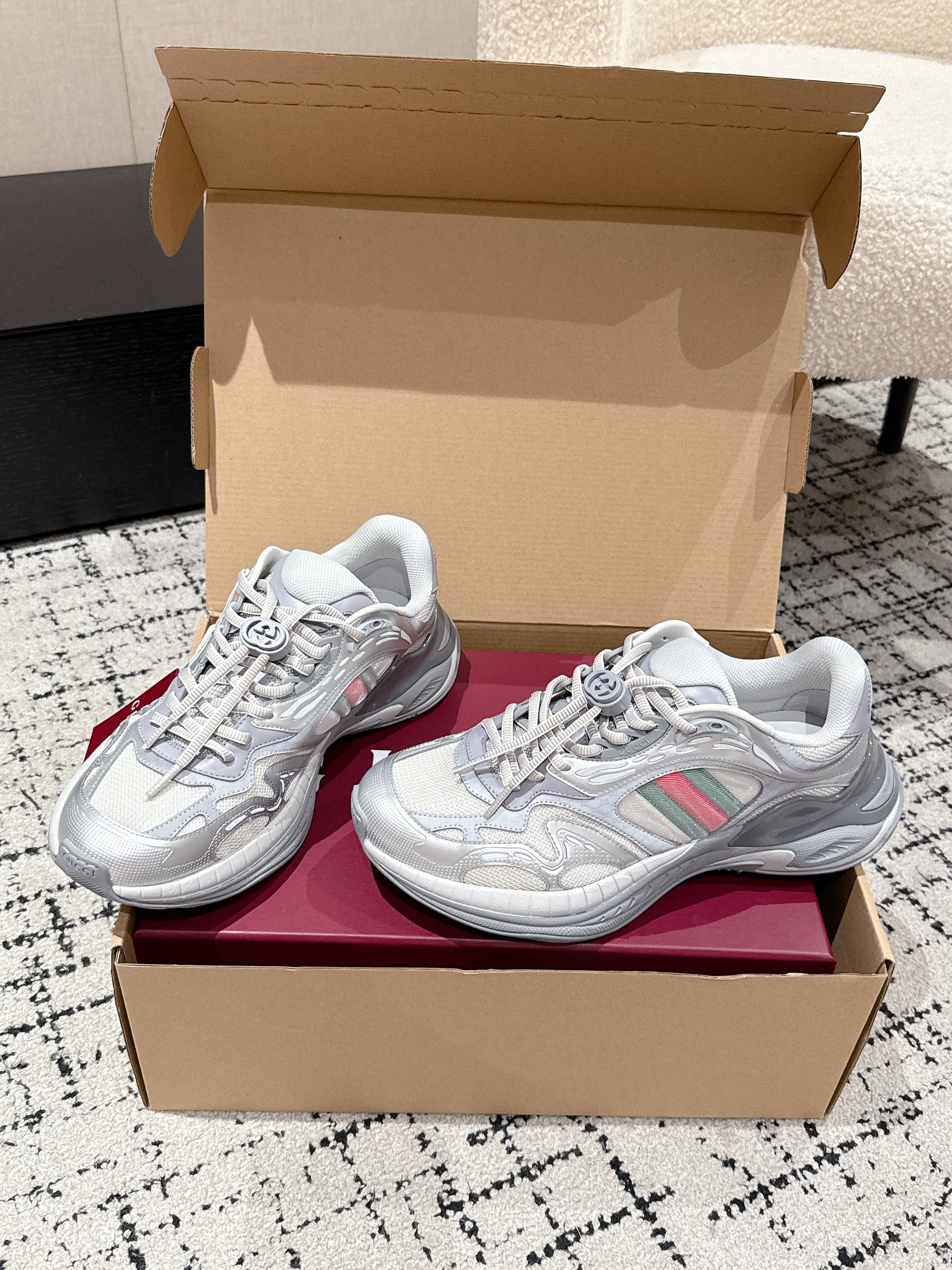 GG Rhyton Leather Sneakers White and Silver Leather 514914