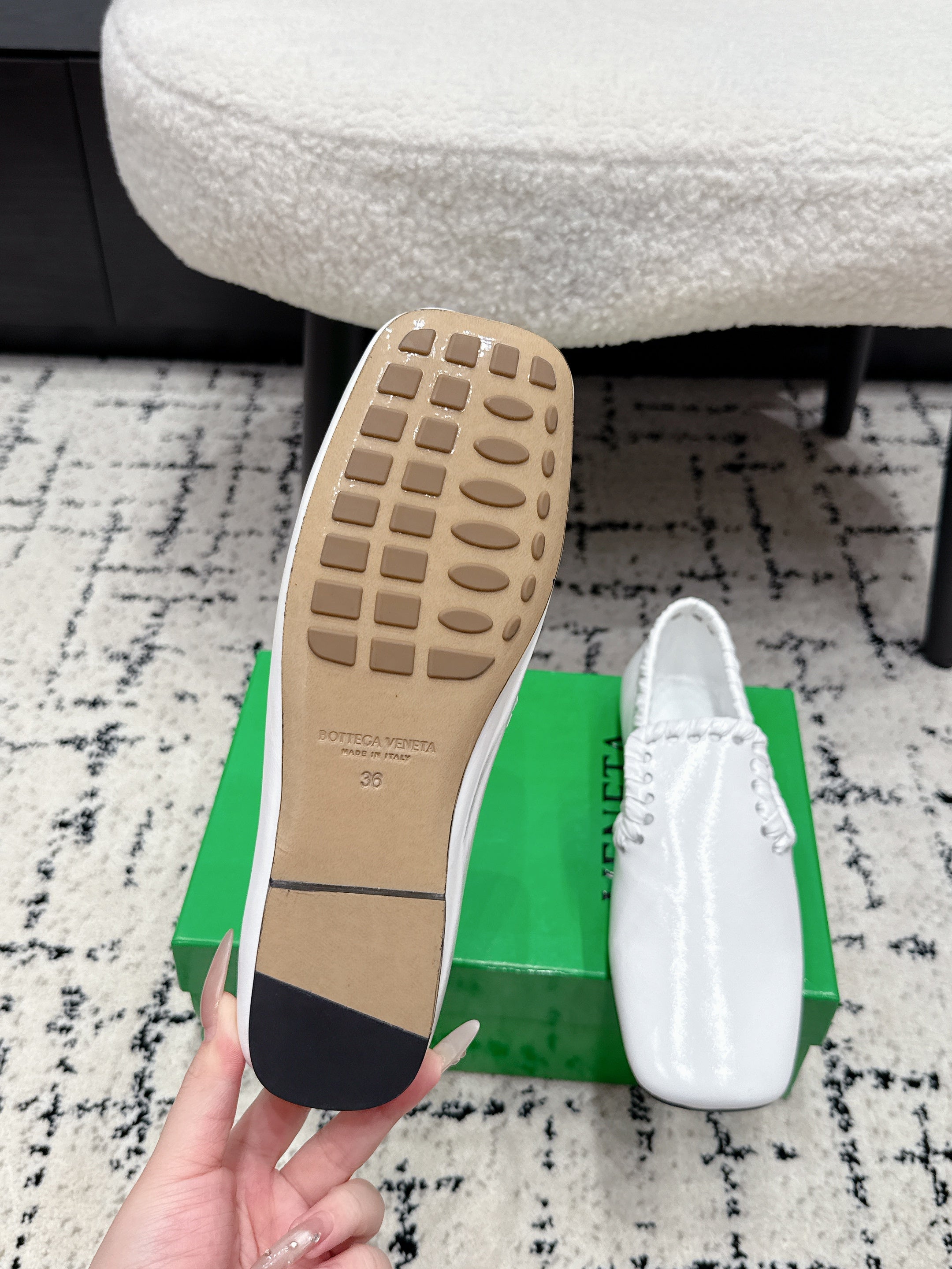 BV Sabato Loafers Flat White Glossy Leather 770000