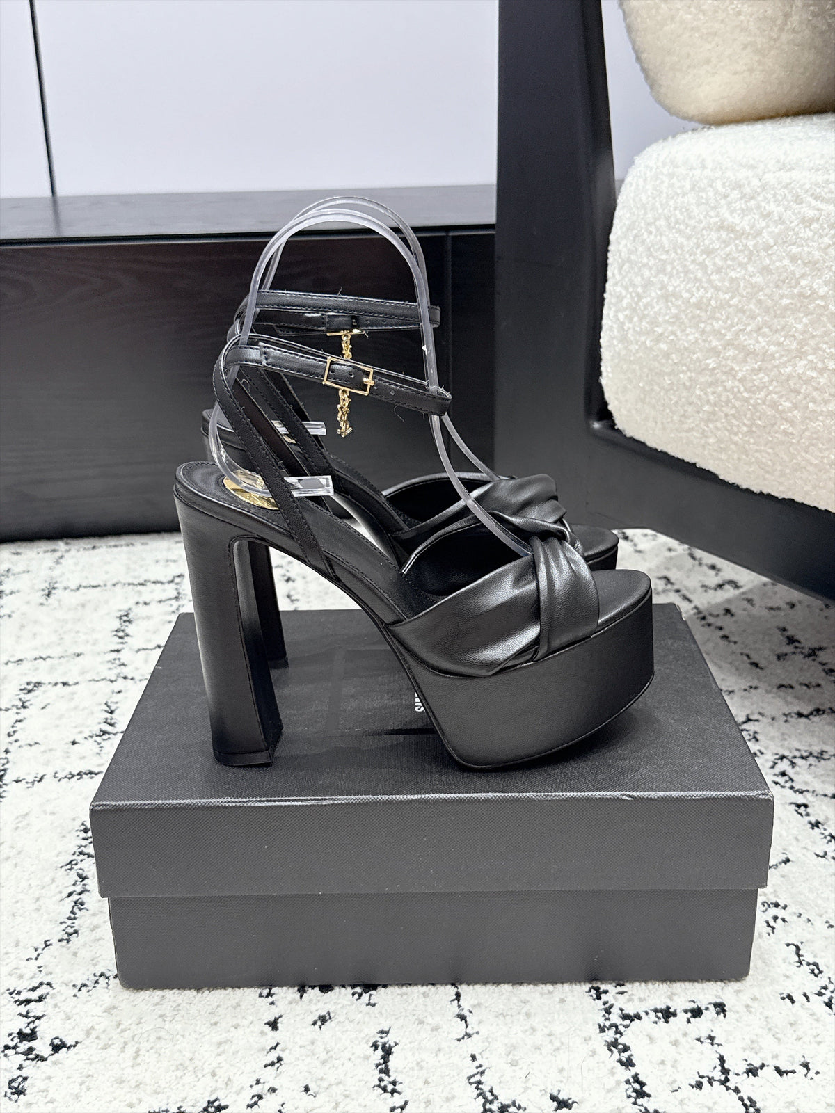 YSL 26s Bianca Platform Sandals 13.5cm Black Leather 121377