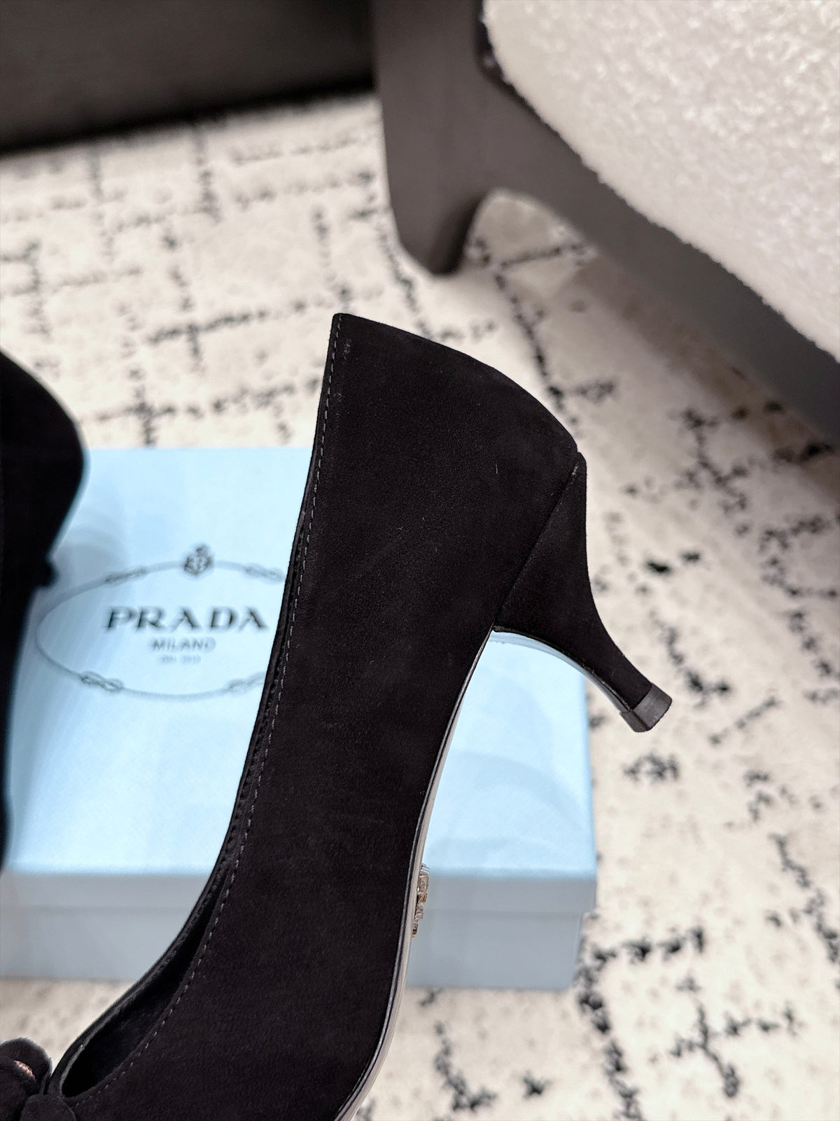 Prada Floral Detail Pumps 5.5cm Black Suede 120981