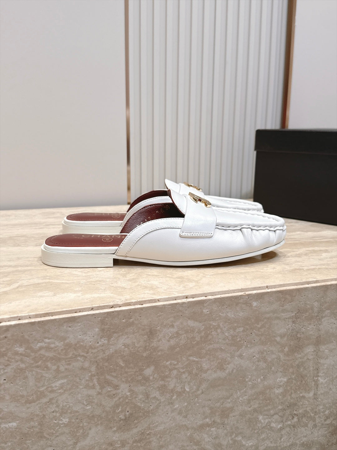 CC 26s Ruffled Mules White Glossy Sheepskin 992379