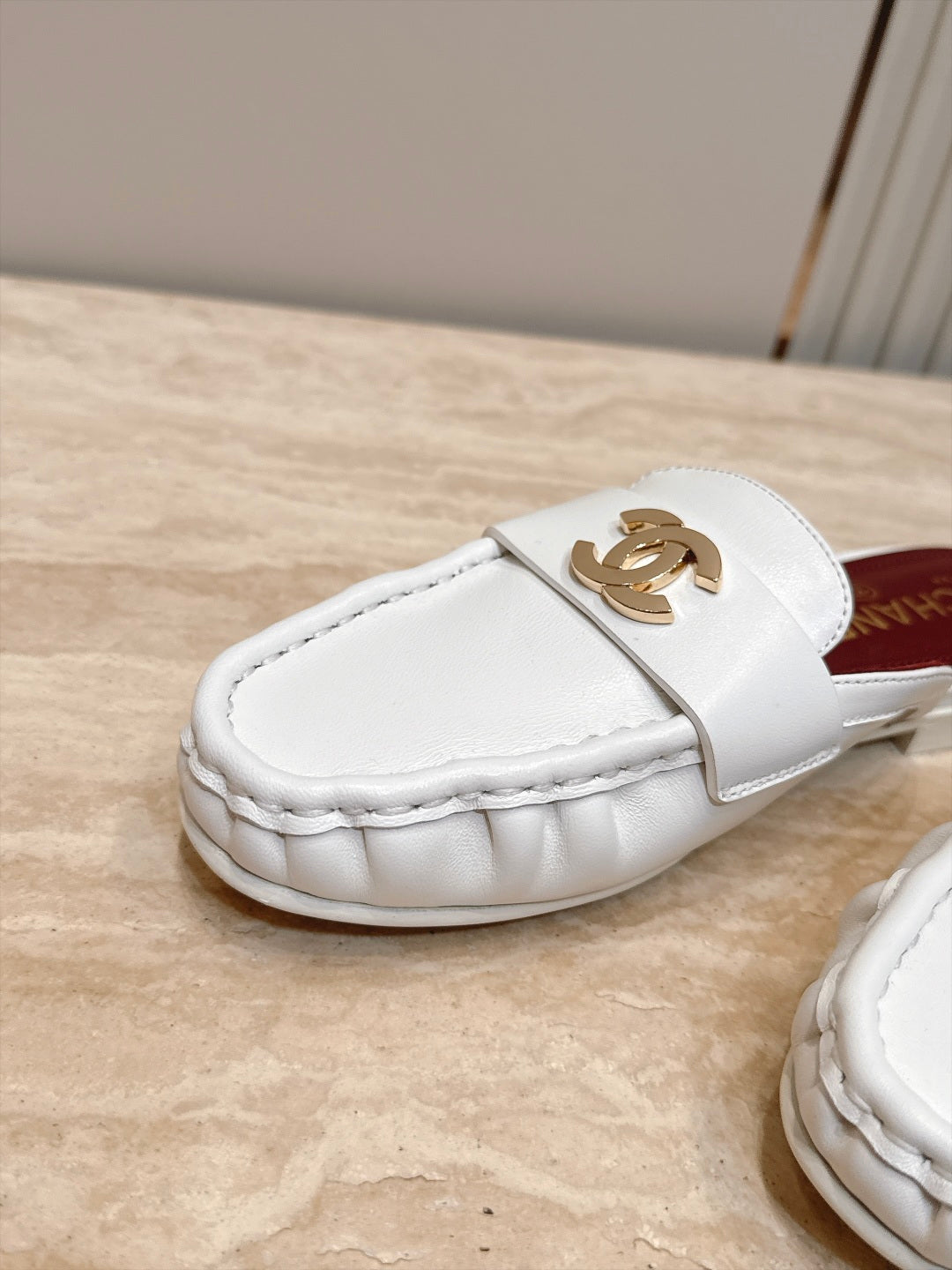 CC 26s Ruffled Mules White Glossy Sheepskin 992379