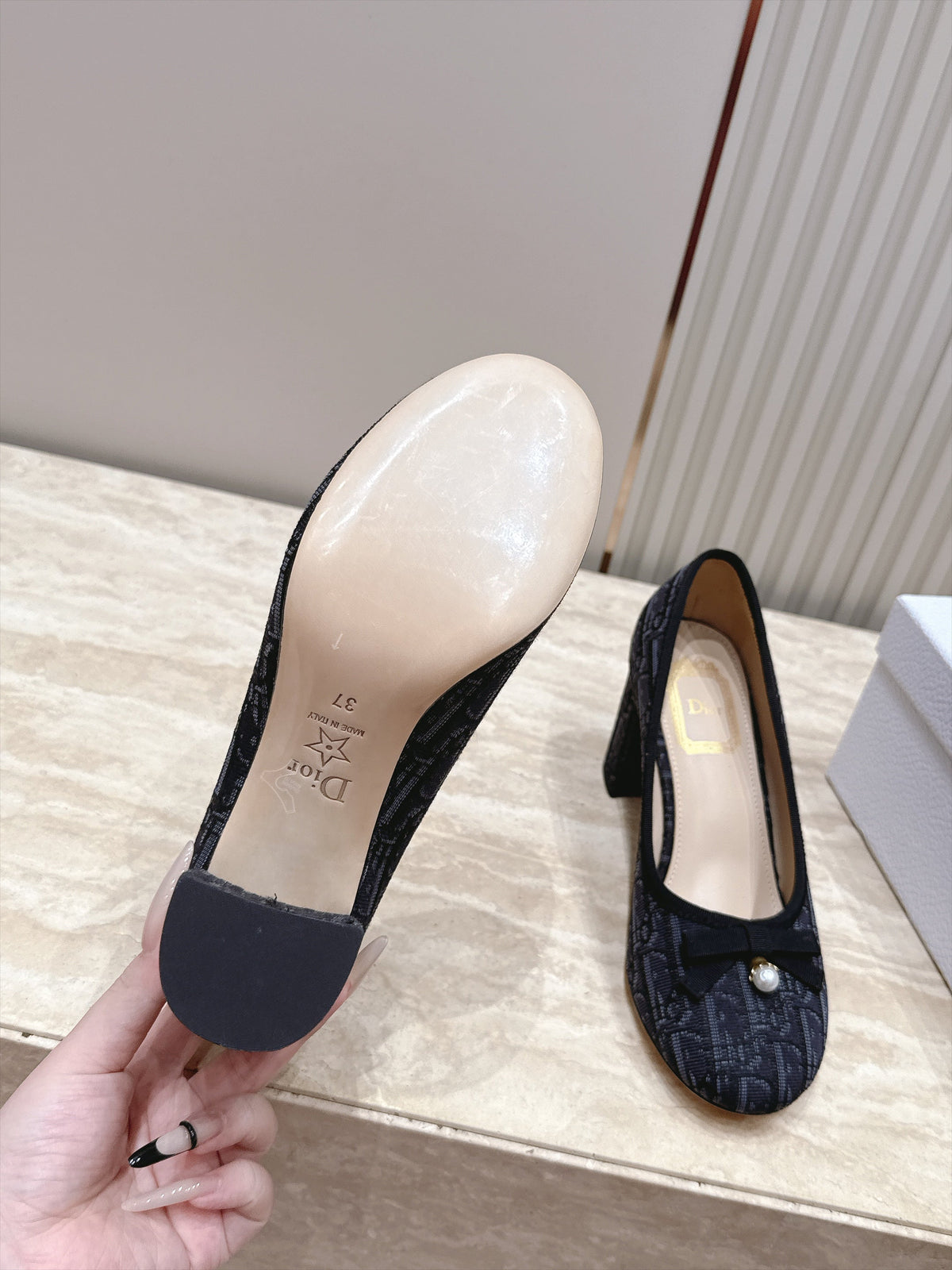 CD 26s Block Heel Pumps 7cm Black Oblique Canvas 121658