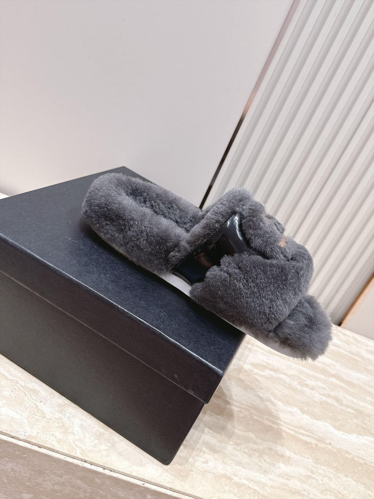 CC 26s Shearling Slides 2cm Dark Grey Fur 121629
