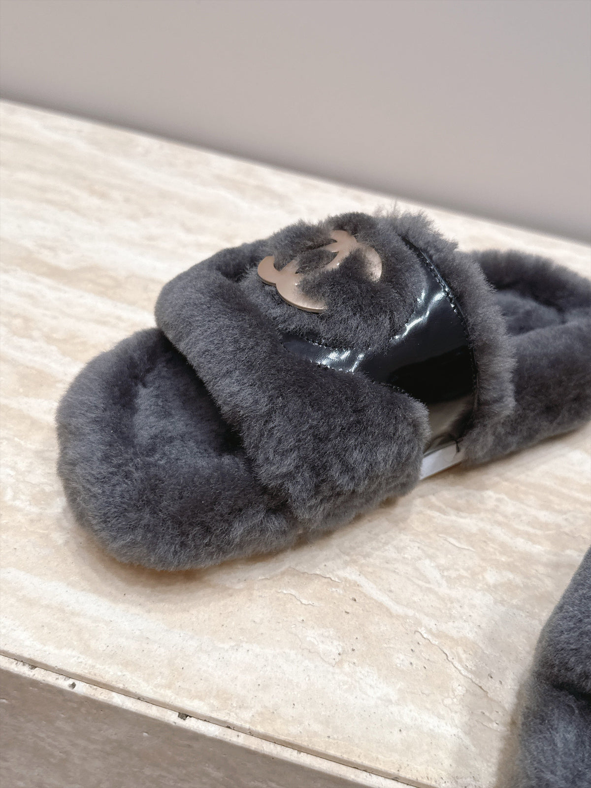 CC 26s Shearling Slides 2cm Dark Grey Fur 121629