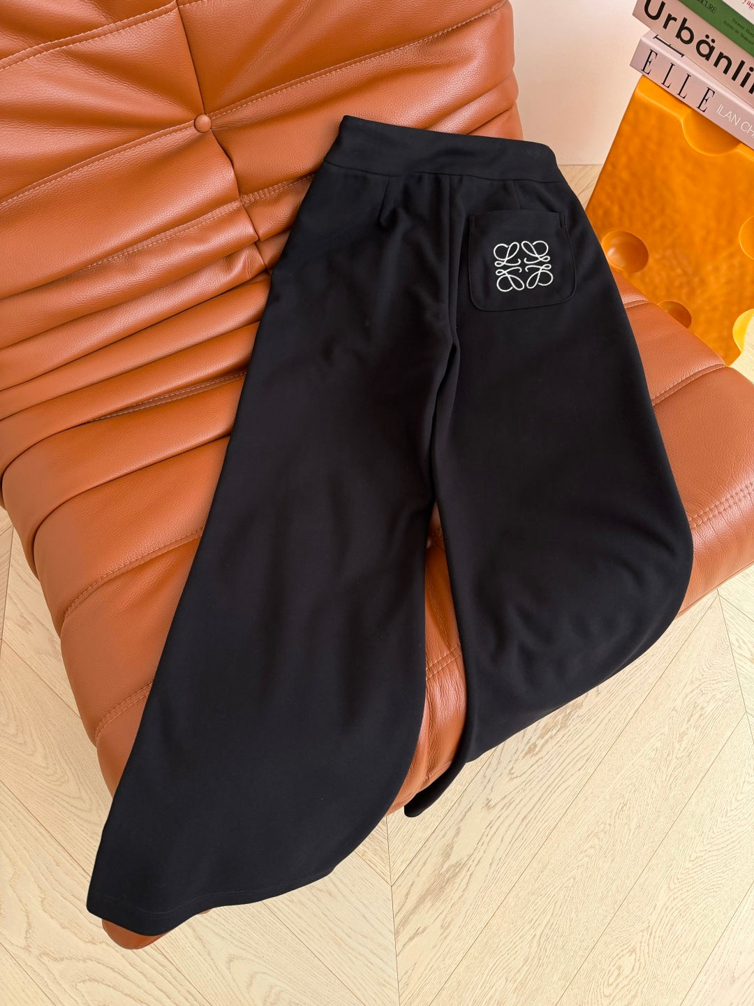 Loewe 26s Square Logo Embroidered Casual Pants Cashmere 424355