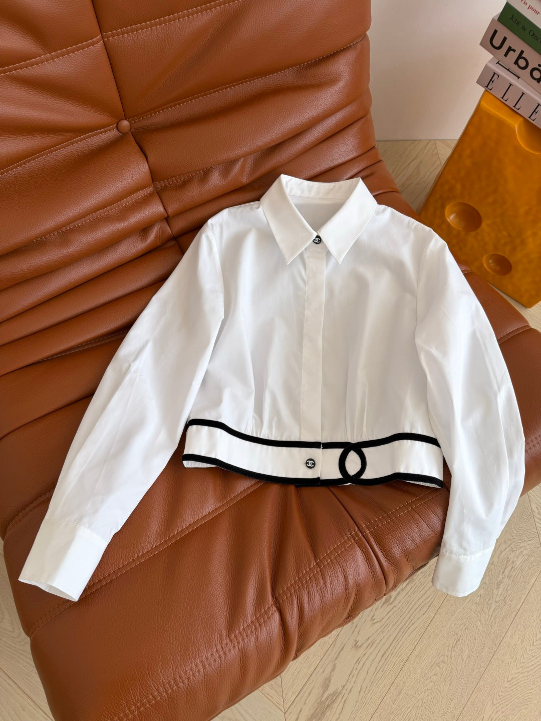 CC 26s Shirt With Double C Velvet Ribbon Trim Cotton 424350
