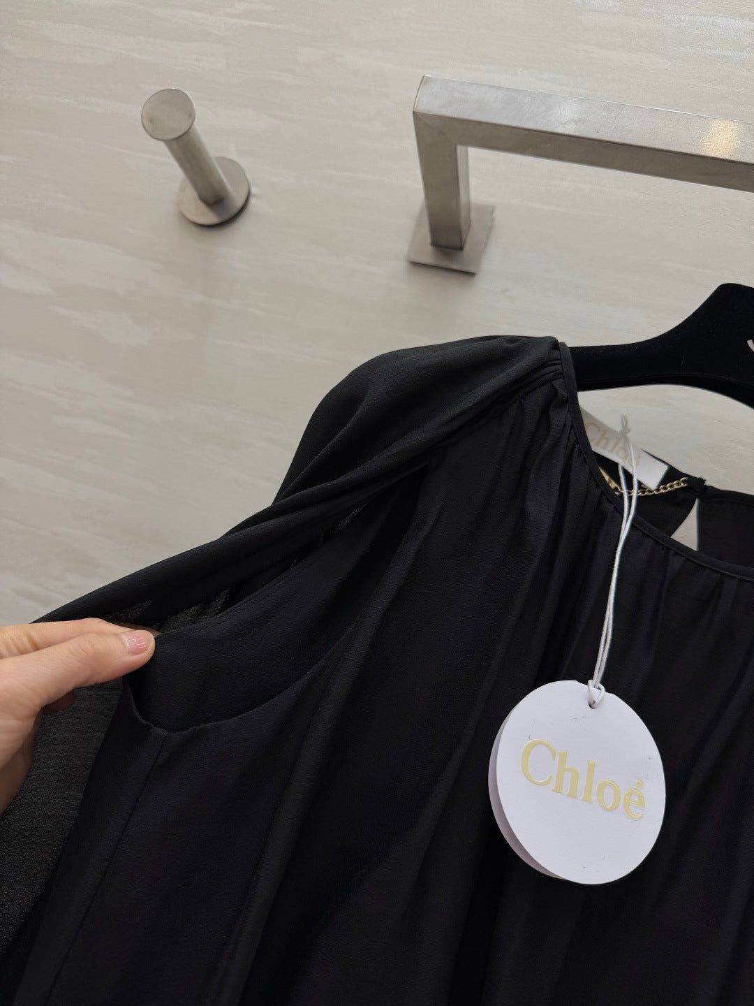 Chloé Wide-Sleeved Pleated Top Black 397033