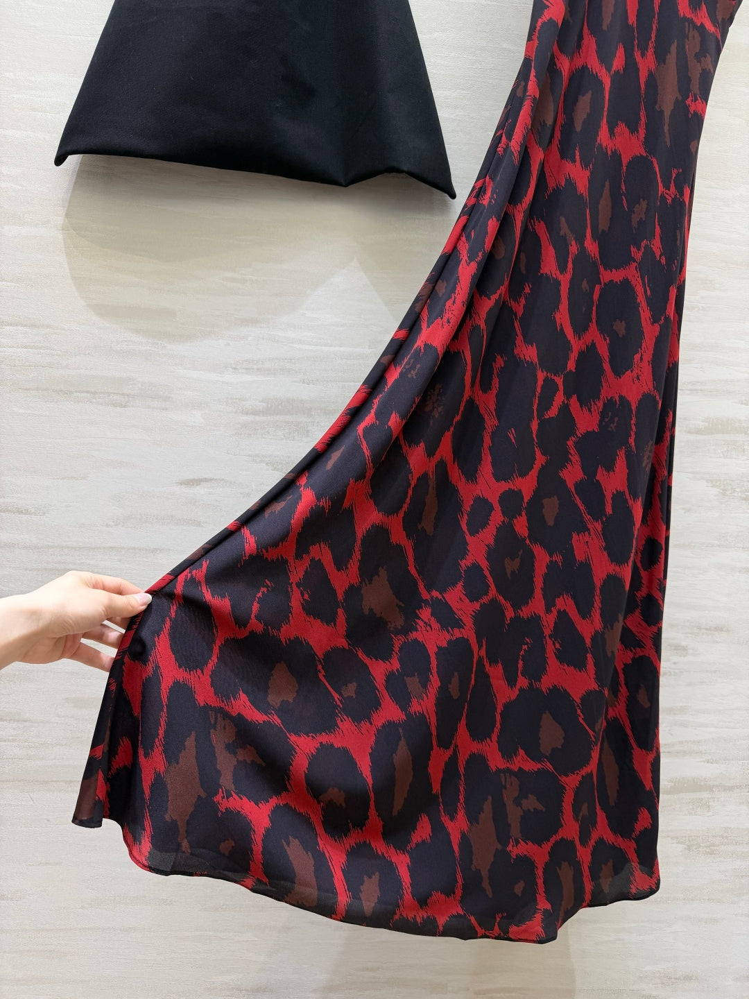 YSL 26s V-Neck Maxi Dress Black Red Dress 398892