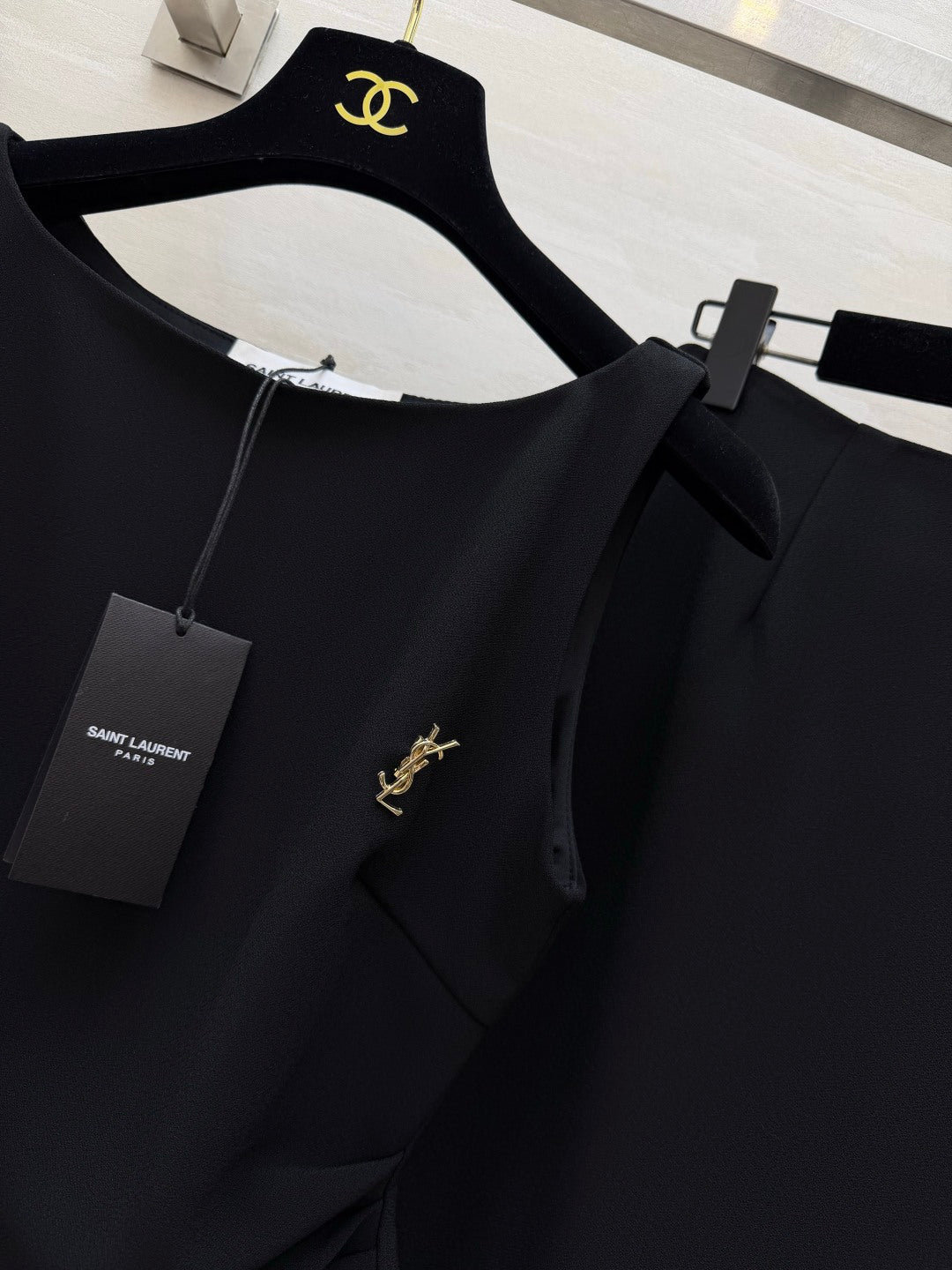 YSL 26s Sleeveless Vest + Straight Skirt Set Black Linen 422154