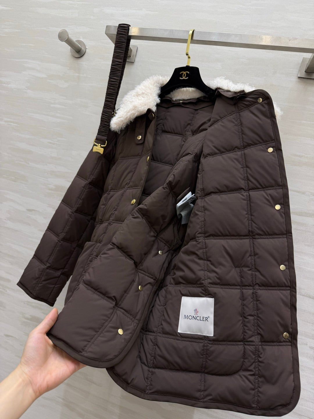 Moncler 26s Jacket Mid-Length Down Jacket Brown Nylon Shearling 427374